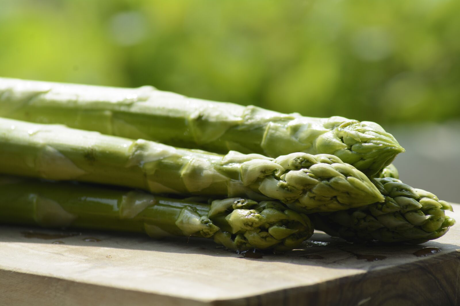 Nikon D7100 sample photo. Asparagus, green asparagus, vegetables photography