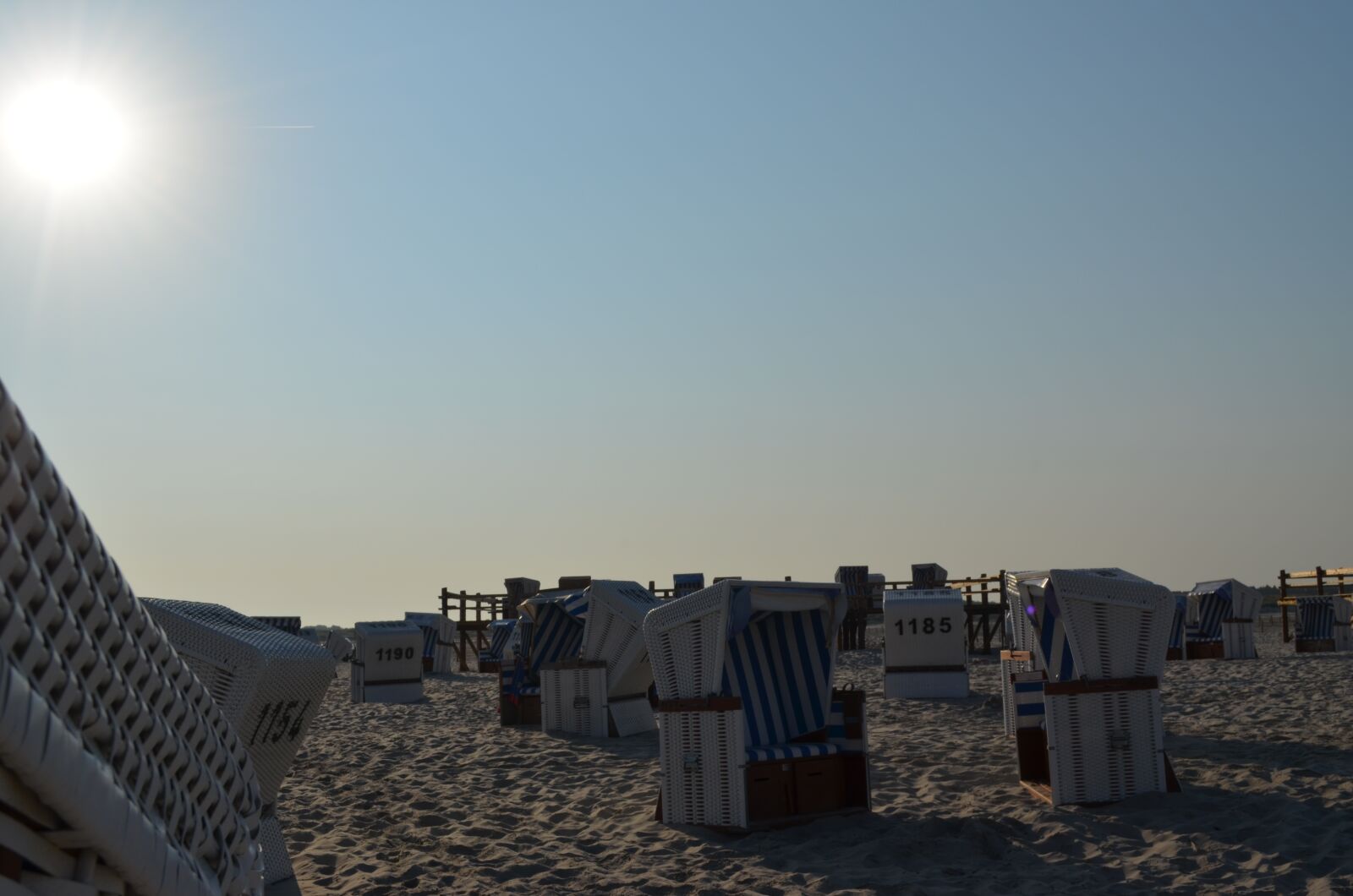 Nikon D5100 sample photo. North sea, beach chair photography