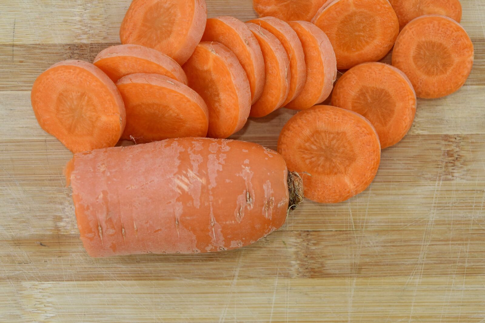Nikon D5500 sample photo. Carrot, cooking, kitchen table photography