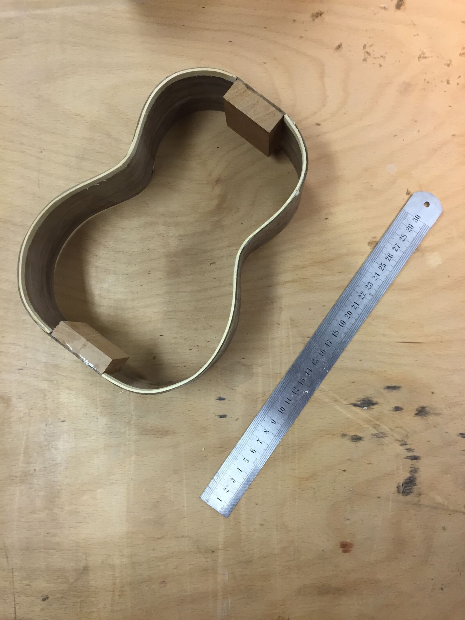 iPhone 6 back camera 4.15mm f/2.2 sample photo. Ukulele, woodworking, instrument photography