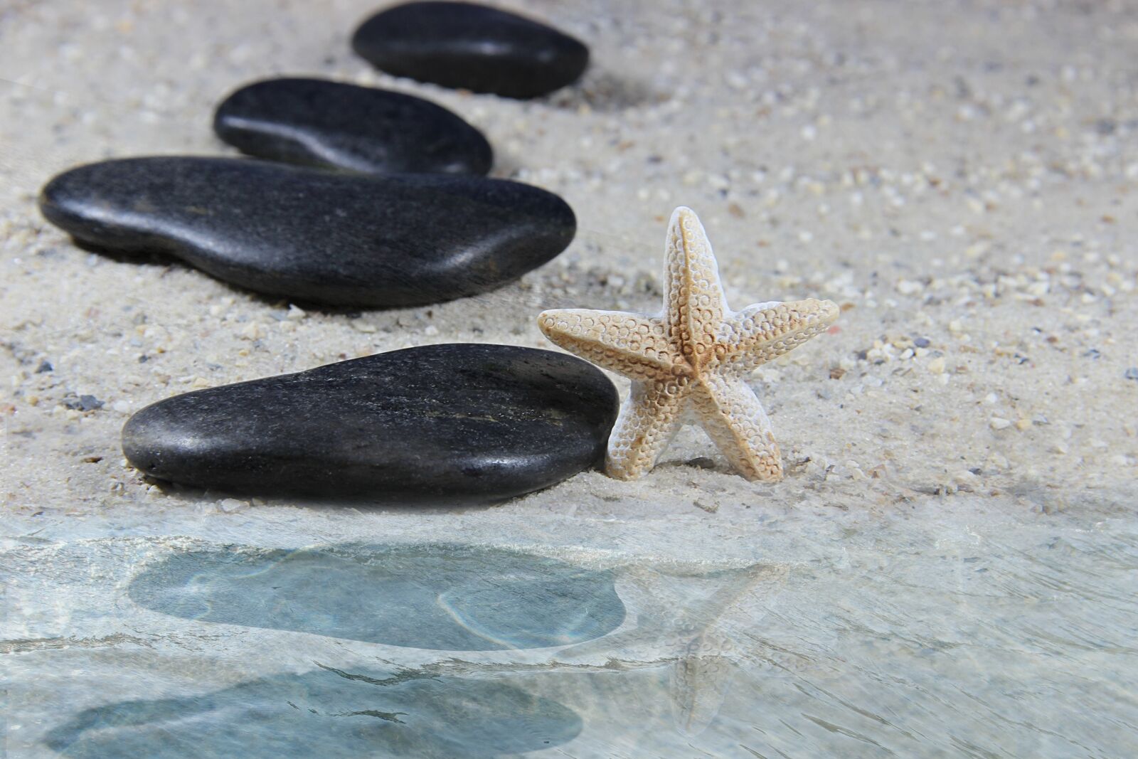 Canon EOS 600D (Rebel EOS T3i / EOS Kiss X5) sample photo. Sand, beach, stones photography