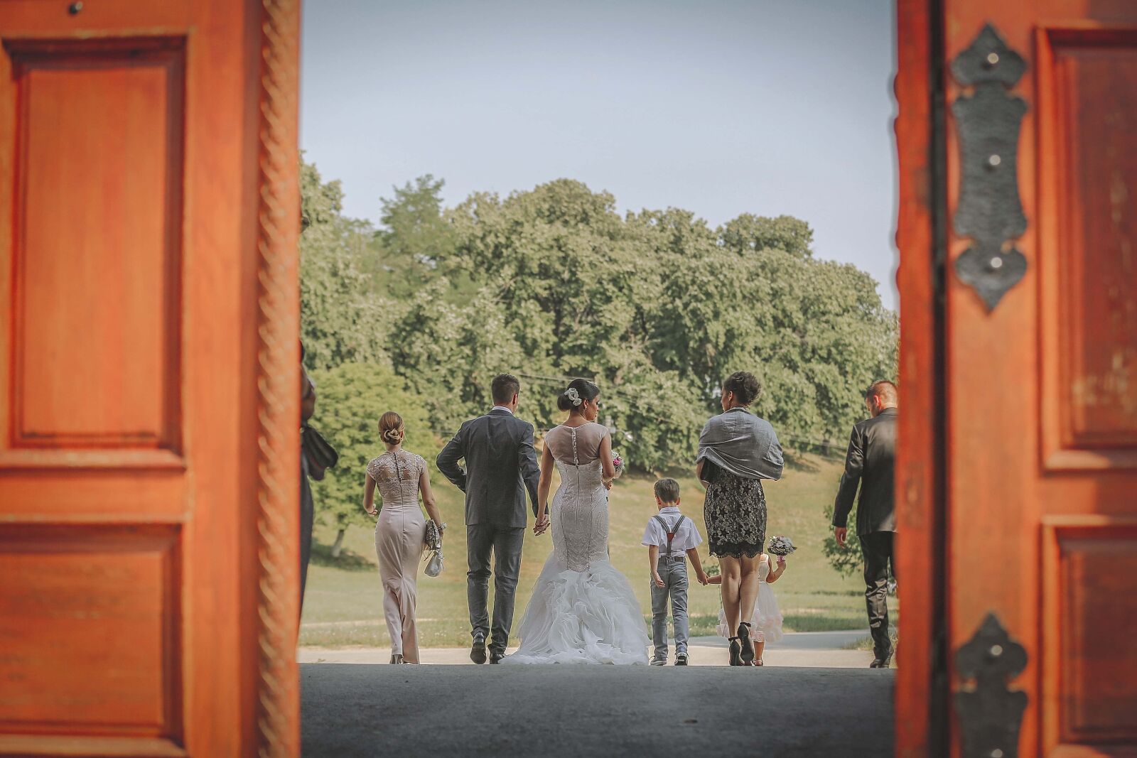 Canon EOS 5D Mark III sample photo. Bride, wedding, children, groom photography