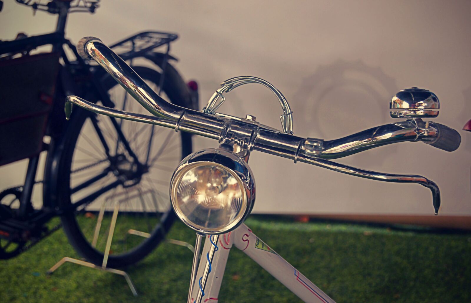 Nikon D3200 sample photo. Bicycle handlebars, handlebar old photography