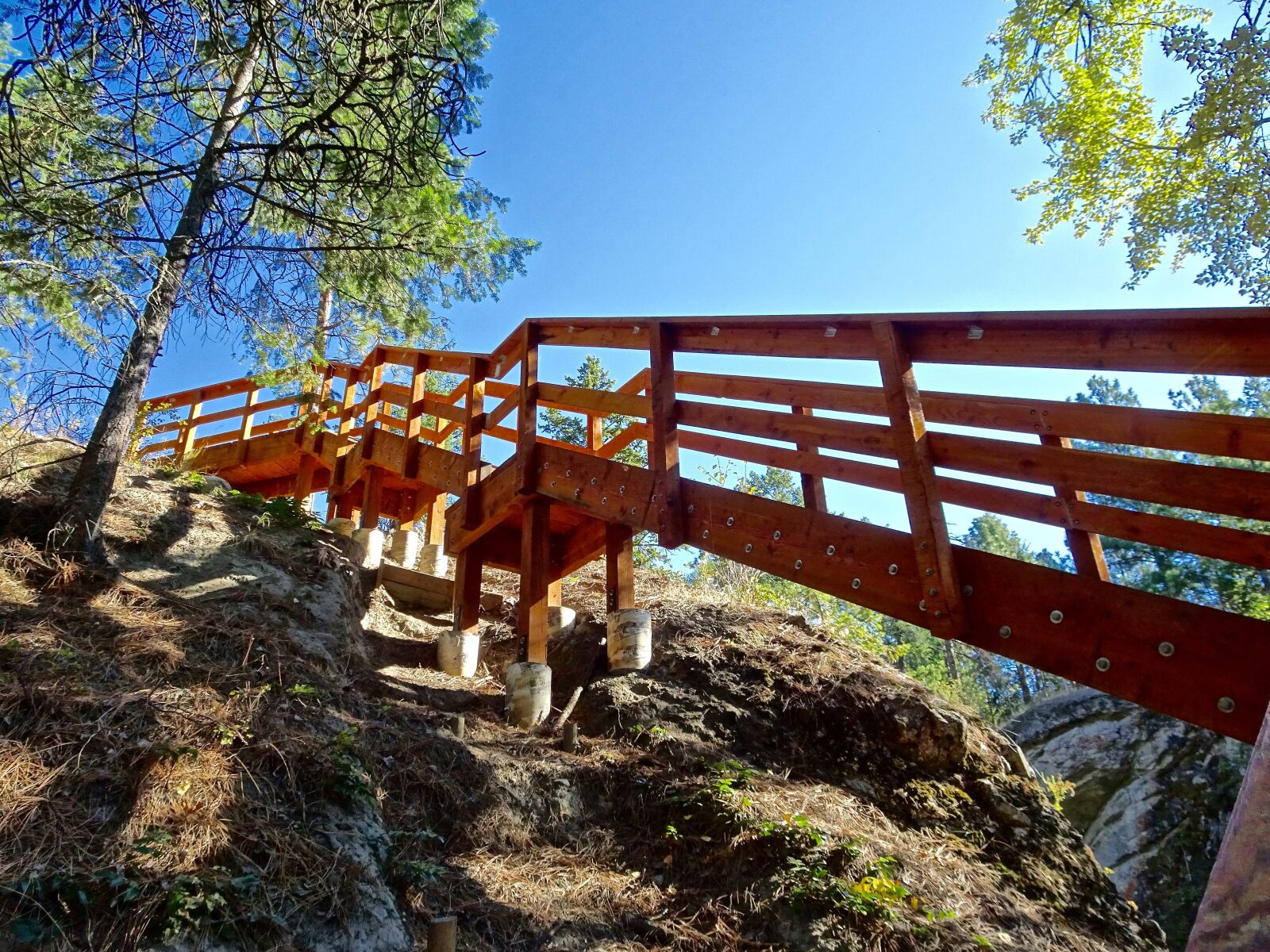 Sony Cyber-shot DSC-HX90V sample photo. Stairs, climb, staircase photography