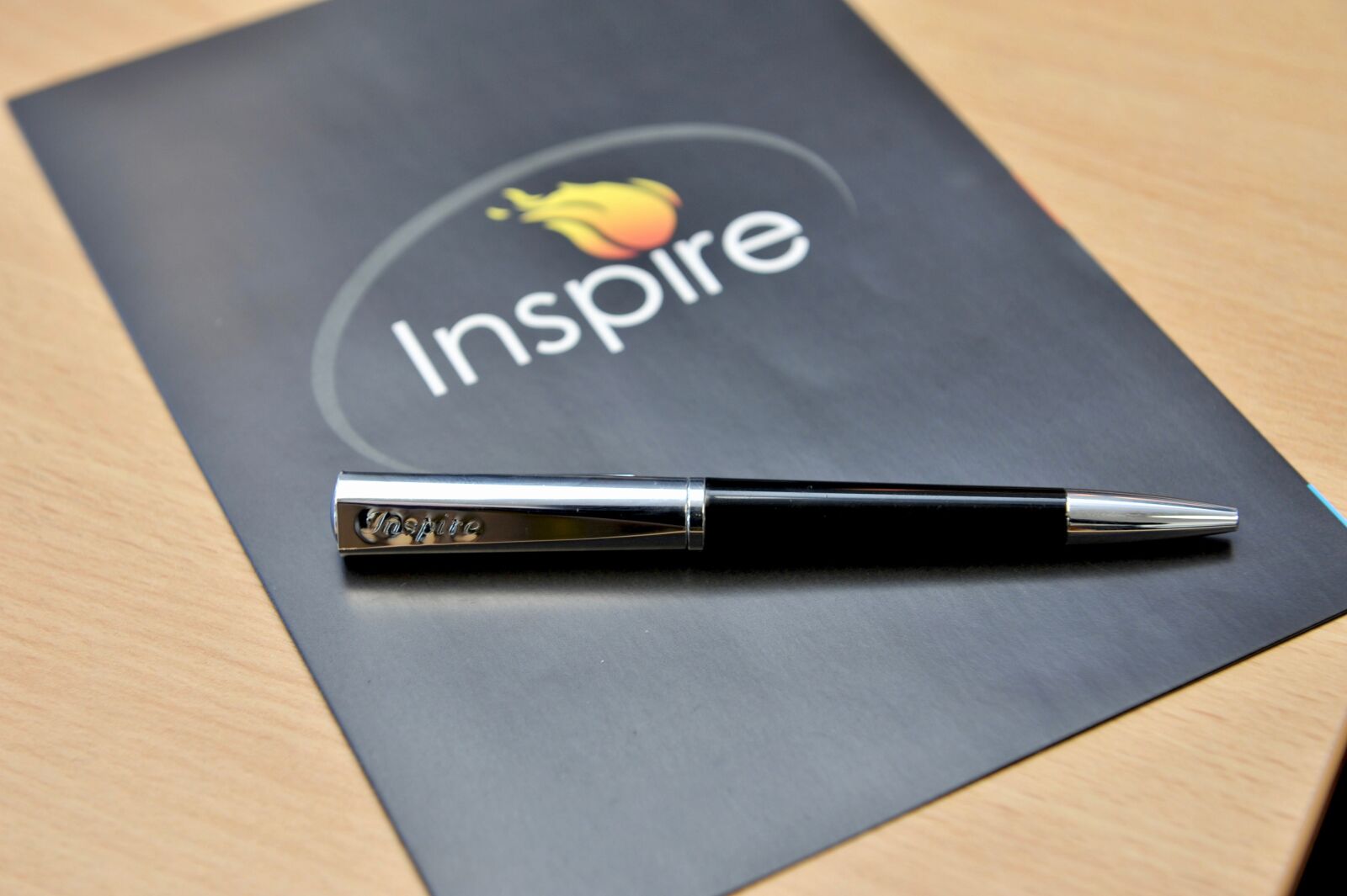 Nikon D700 sample photo. Office, brochure, pen photography