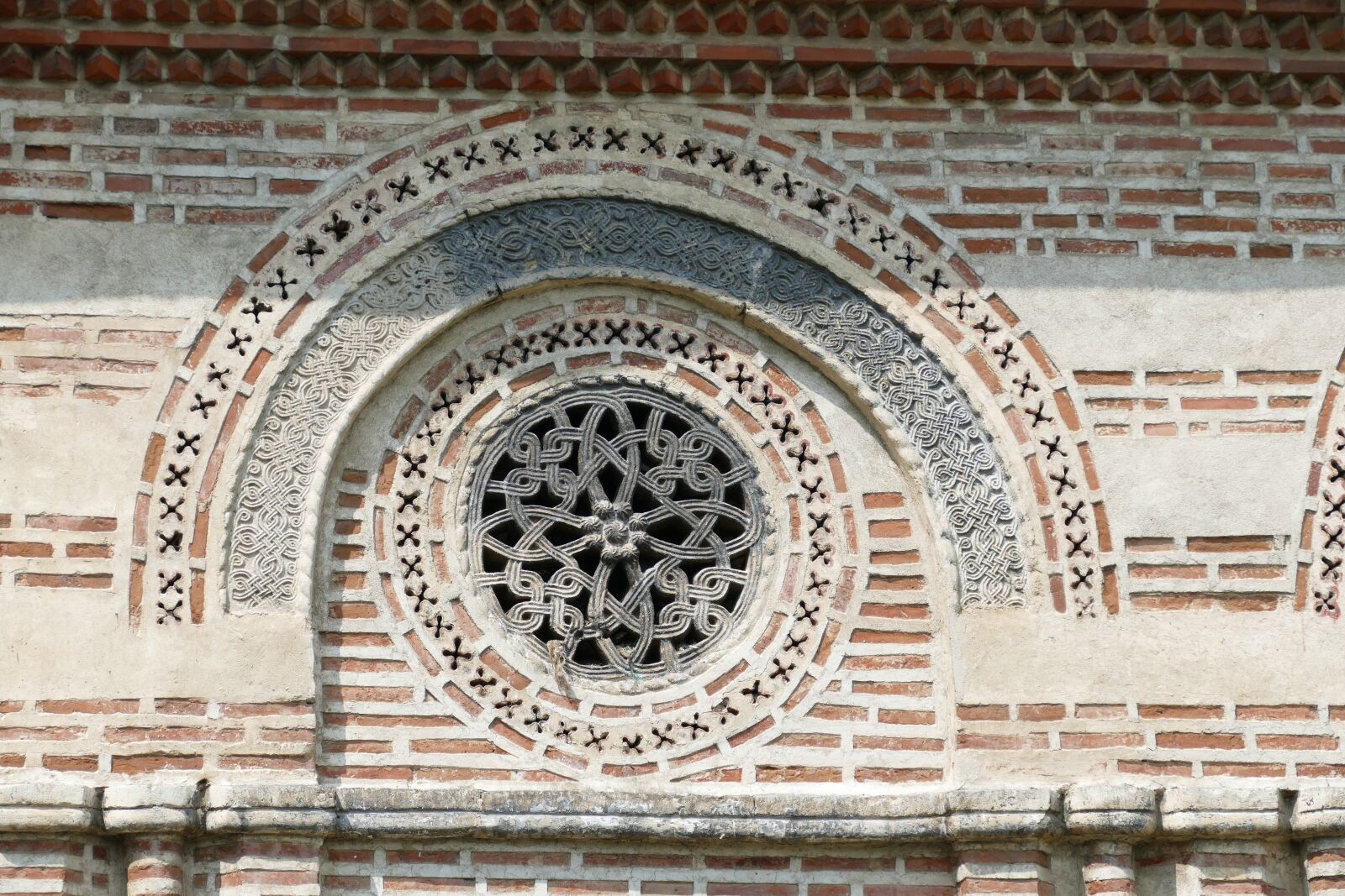 Panasonic Lumix DMC-FZ1000 sample photo. Monastery, cozia, architecture photography