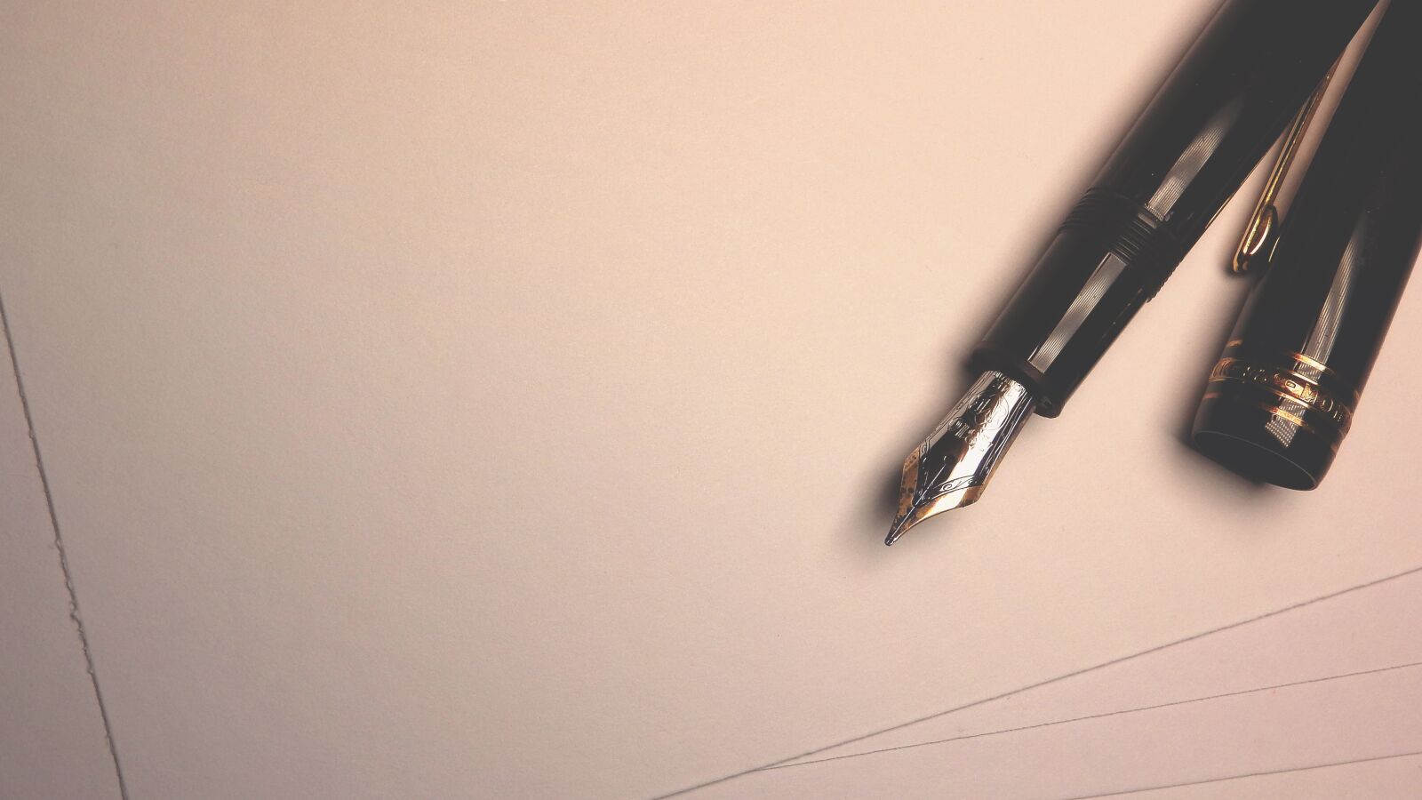 Nikon Coolpix P610 sample photo. Pen, writing, ink pen photography