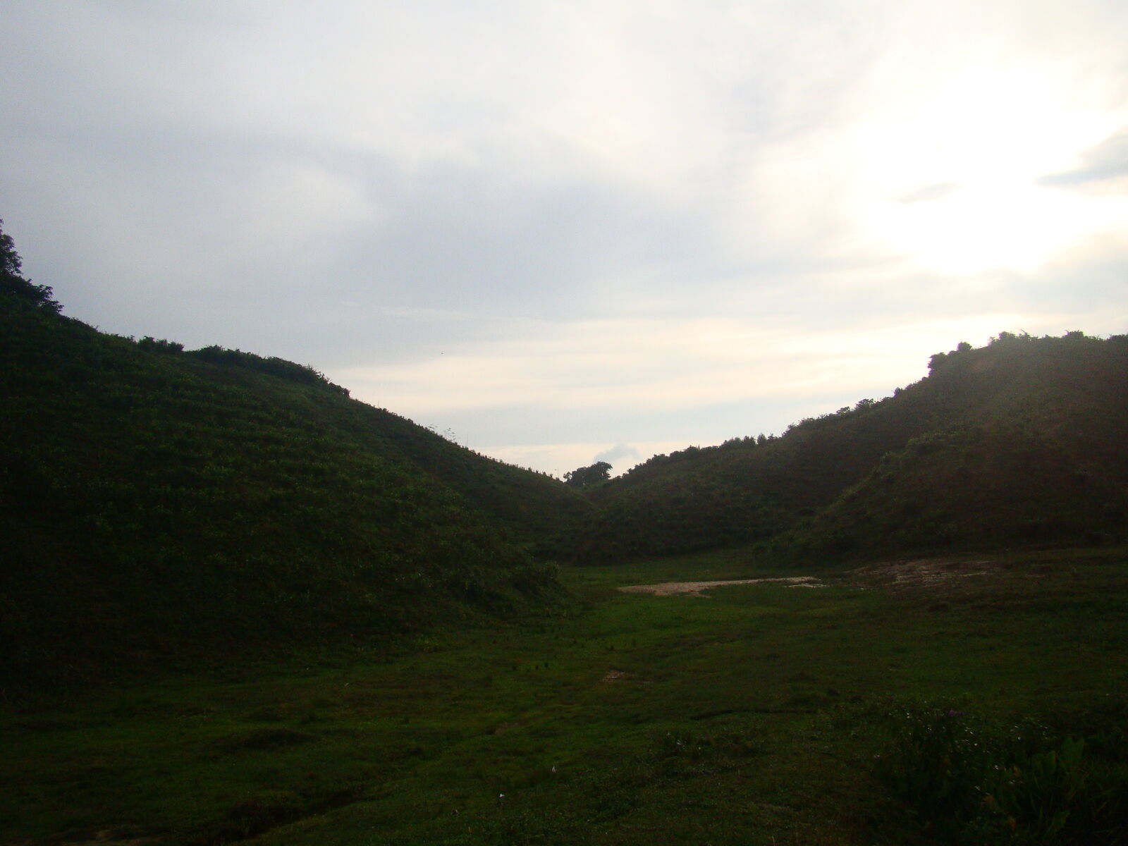 Sony Cyber-shot DSC-H50 sample photo. Mountain photography