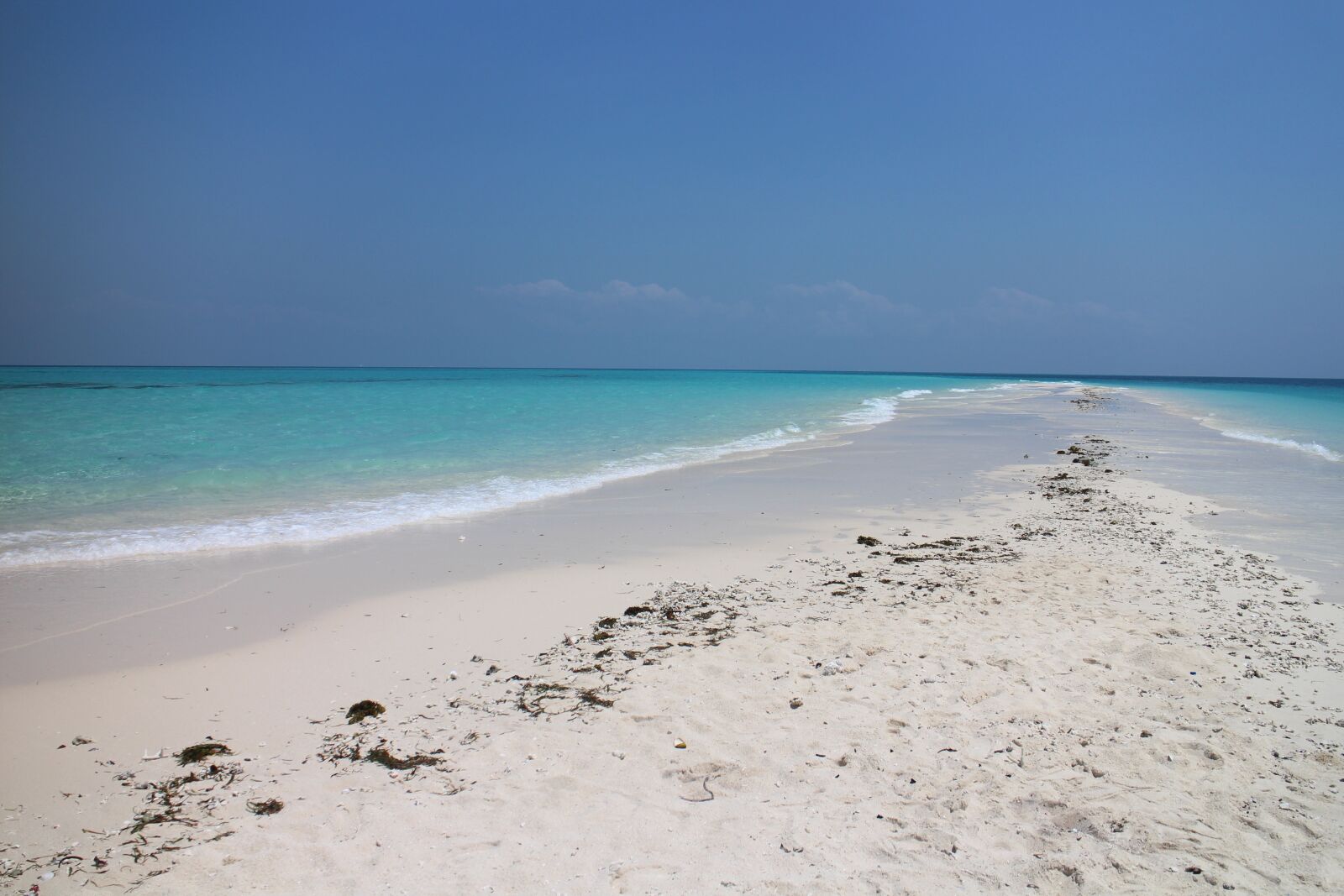 Canon EOS M sample photo. Beach, sand, lagoon photography