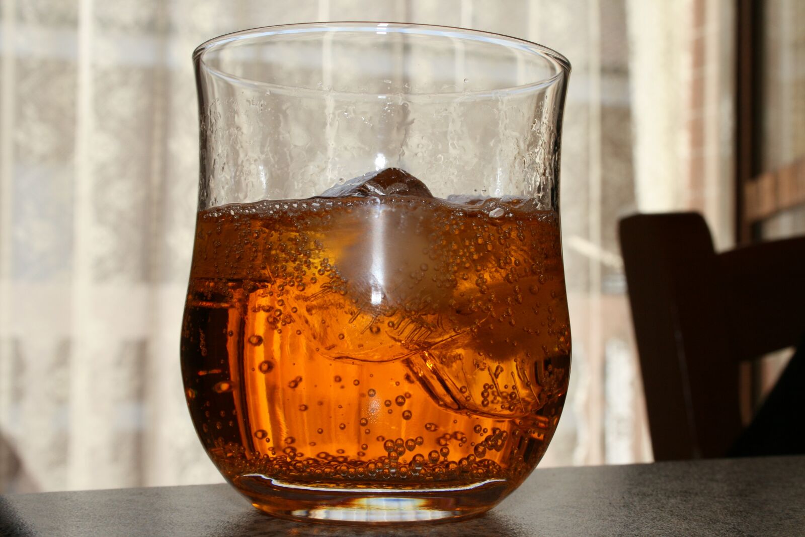 Canon EOS 400D (EOS Digital Rebel XTi / EOS Kiss Digital X) sample photo. Drink, glass, refreshment photography