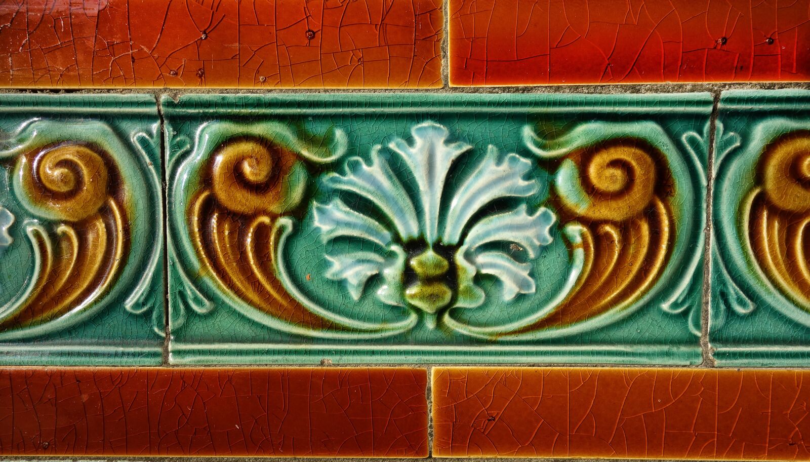 Sony Cyber-shot DSC-RX100 sample photo. Tile, wall tile, jugendstil photography