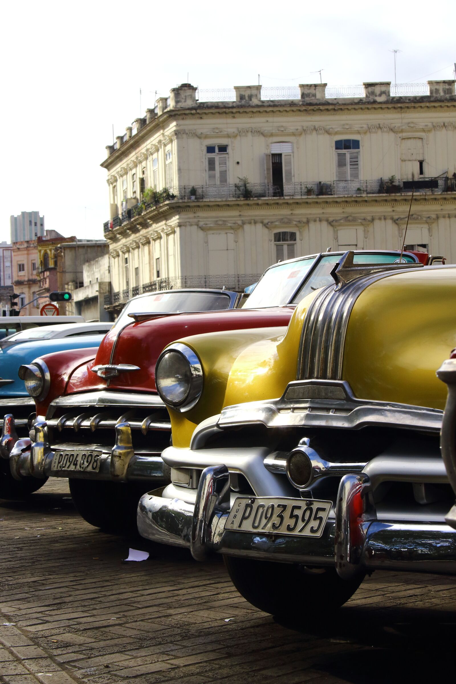 Canon EOS 700D (EOS Rebel T5i / EOS Kiss X7i) sample photo. Chevrolet, cuba, havana photography