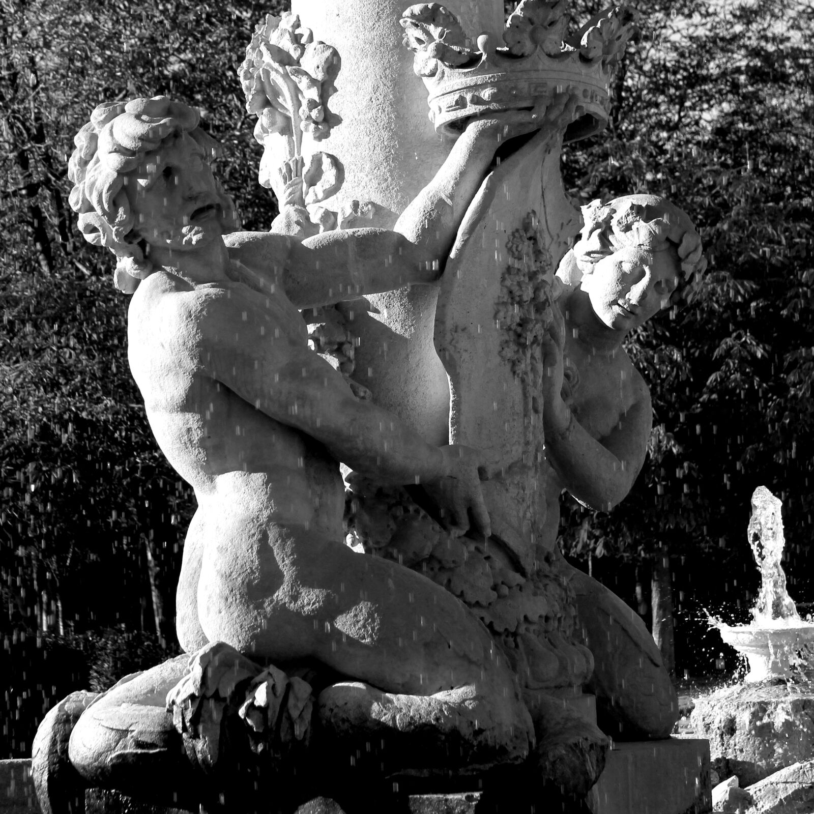 Canon EOS 1100D (EOS Rebel T3 / EOS Kiss X50) sample photo. Sculpture, black and white photography