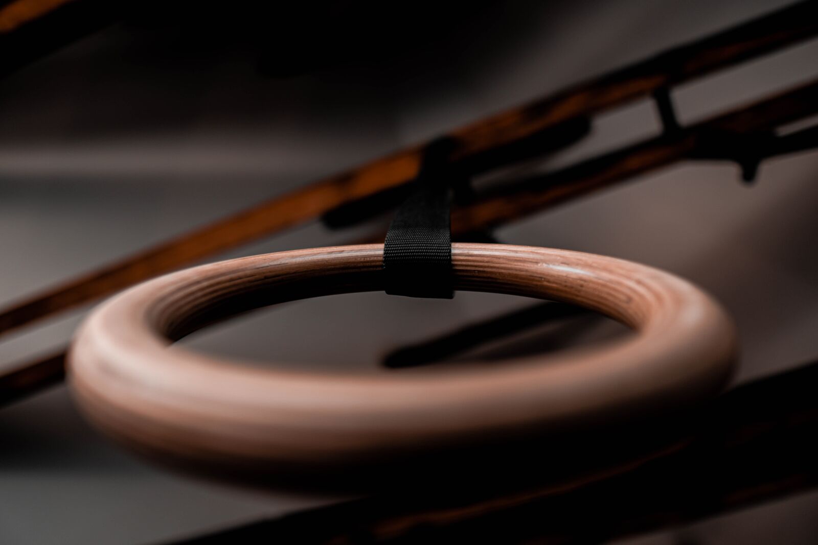 Sony a6400 + Sigma 16mm F1.4 DC DN | C sample photo. Fitness, exercise, circles photography