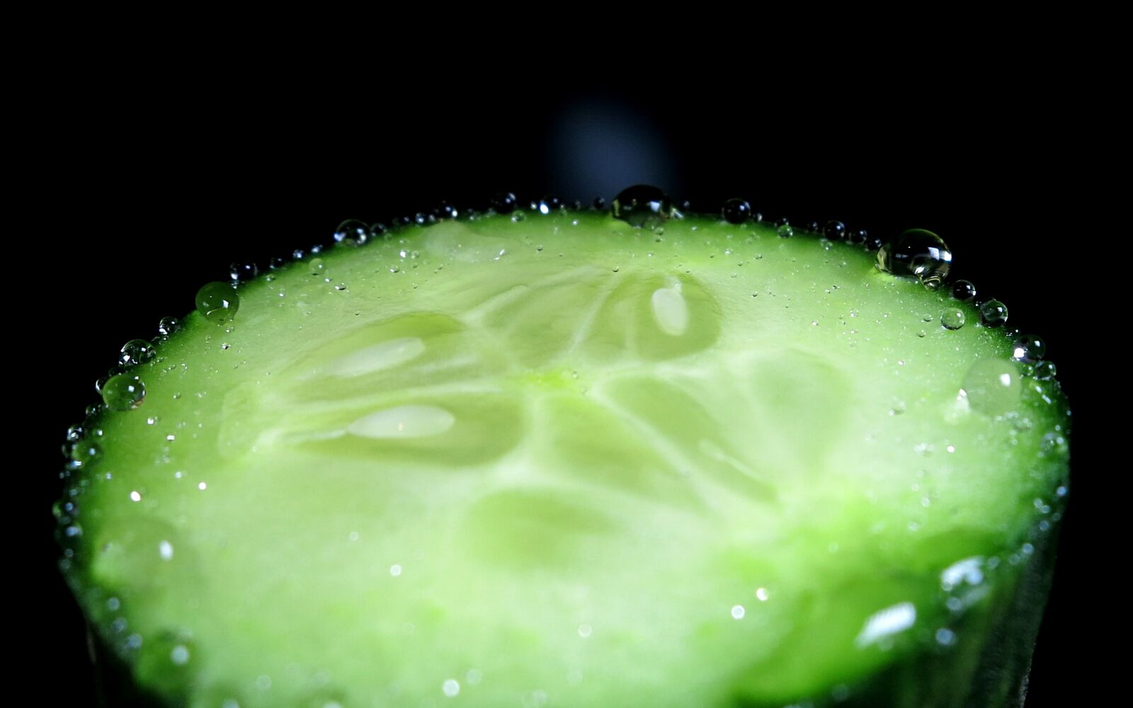 Canon PowerShot S110 sample photo. Cucumber, slice, vegetable photography