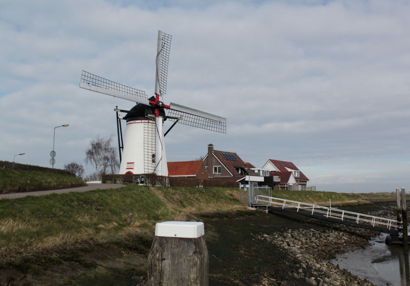 Canon EOS 600D (Rebel EOS T3i / EOS Kiss X5) sample photo. Windmill, stavenisse, mill photography