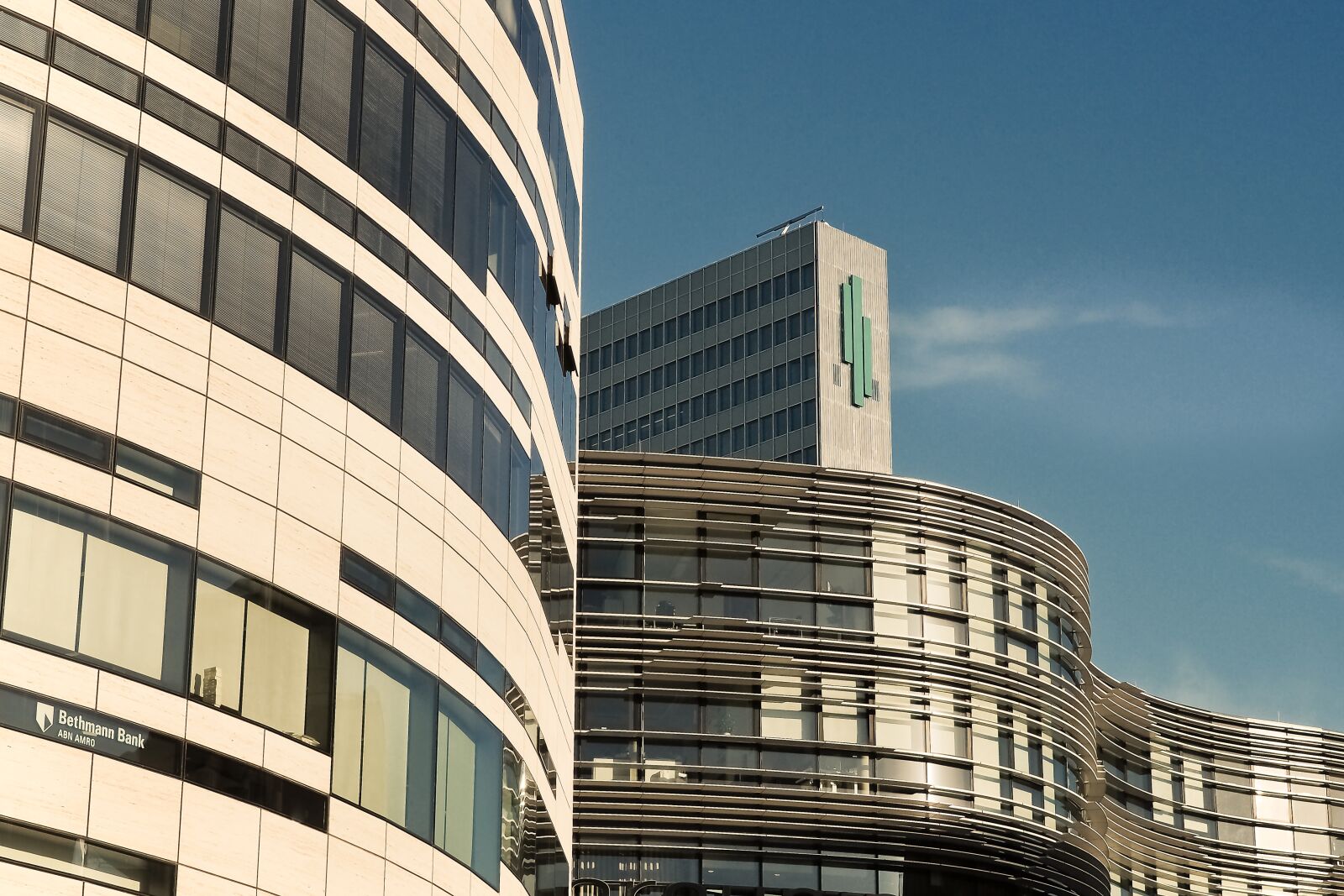 Olympus OM-D E-M10 sample photo. Architecture, modern, building photography
