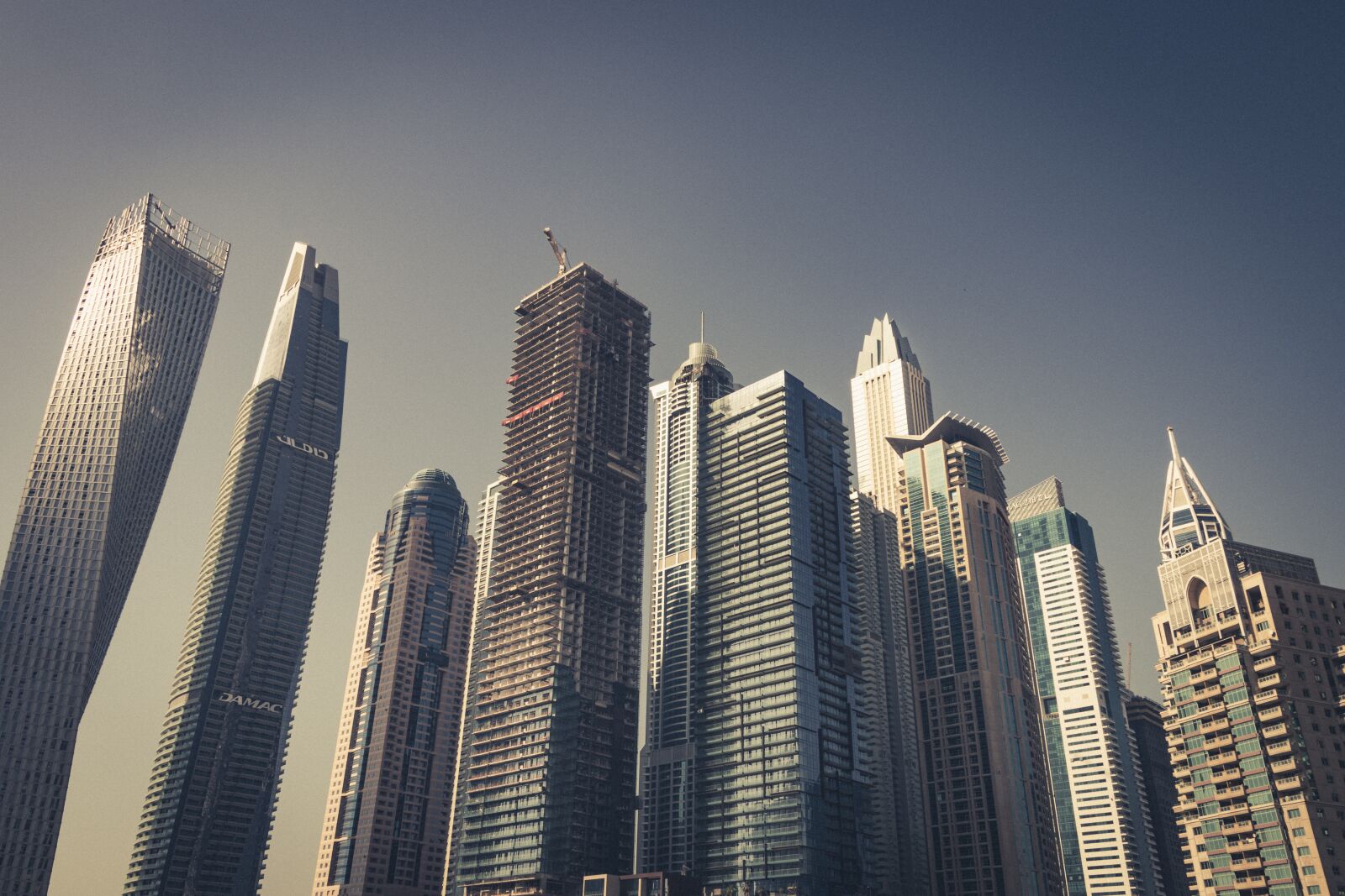 Canon EF-S 18-135mm F3.5-5.6 IS USM sample photo. Dubai, skyscrapers, the skyscraper photography