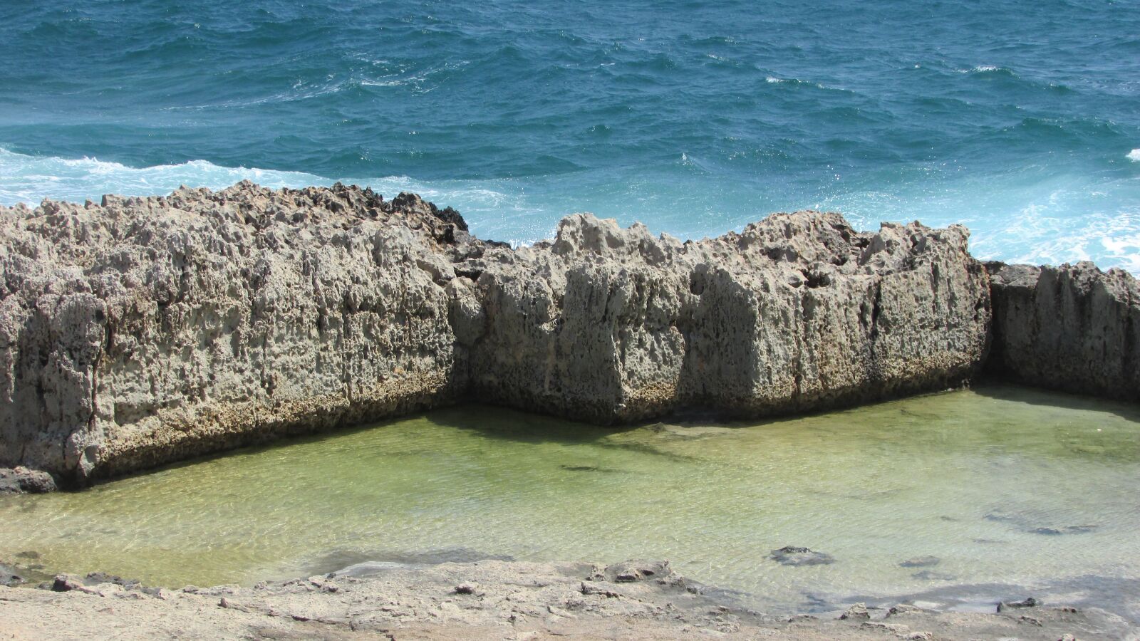 Canon PowerShot SX400 IS sample photo. Rocky coast, sea, coastline photography