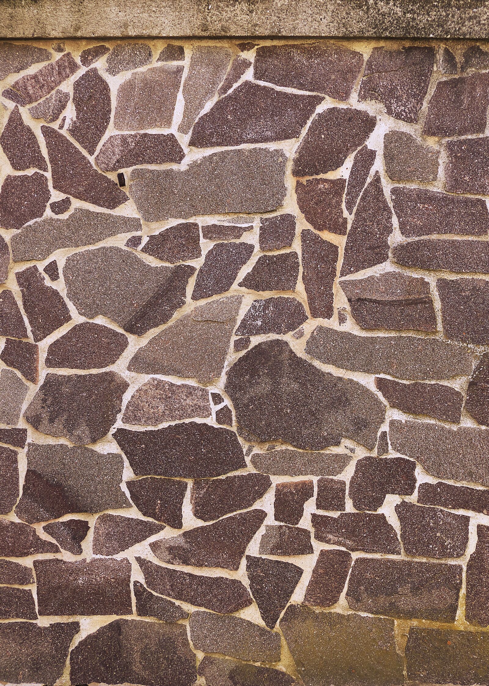 Panasonic Lumix DMC-FZ1000 sample photo. Wall, natural stone, mosaic photography
