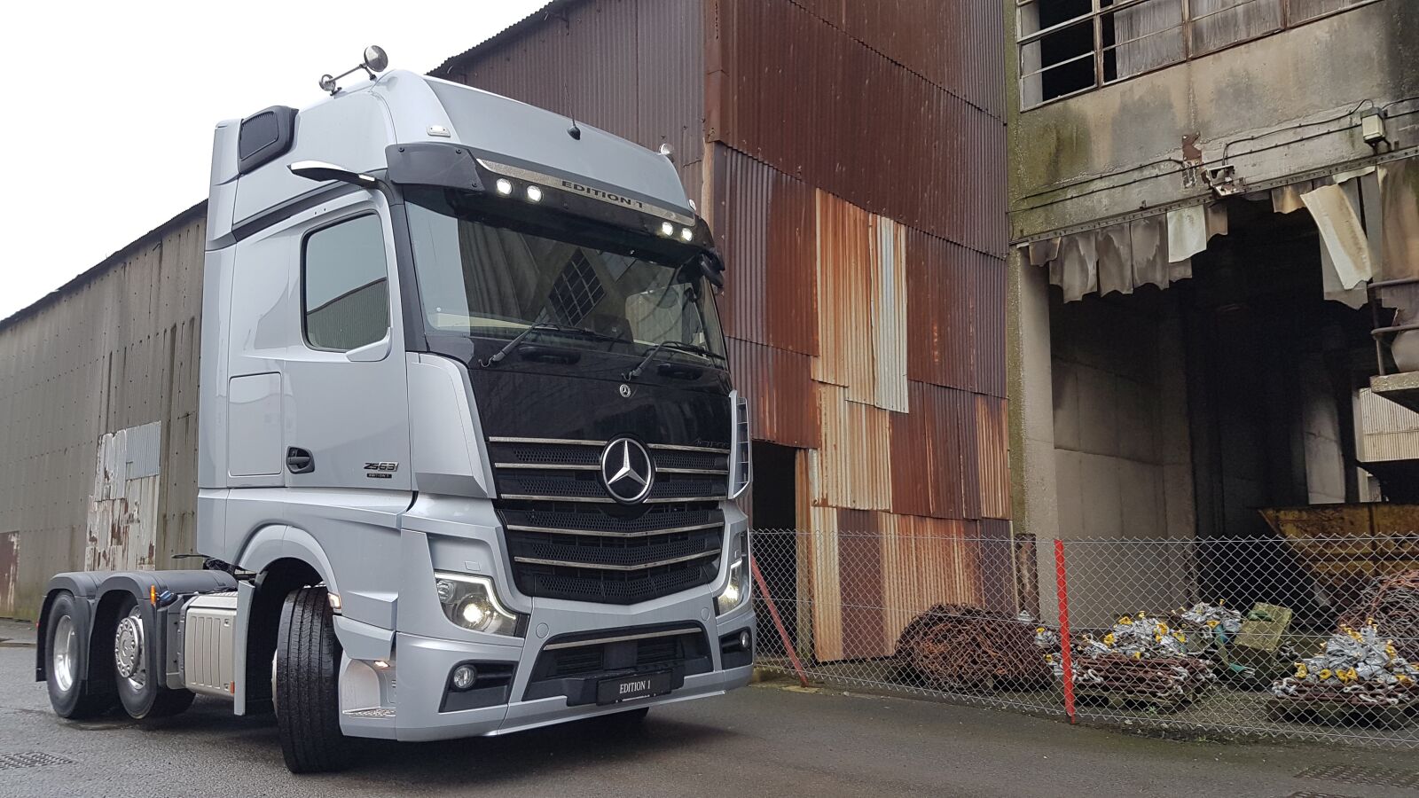 Samsung SM-G930F sample photo. Truck, lorry, mercedes photography