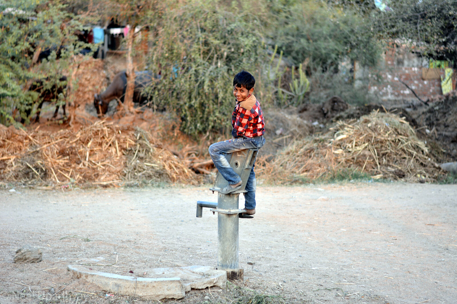 Nikon D5200 + Nikon AF-S Nikkor 50mm F1.8G sample photo. Childhood, fun, masti, village photography