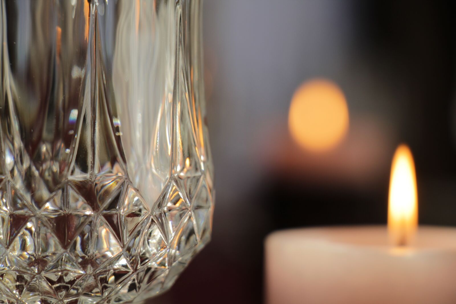 Canon EF-S 18-135mm F3.5-5.6 IS USM sample photo. Glass, candle, flame photography