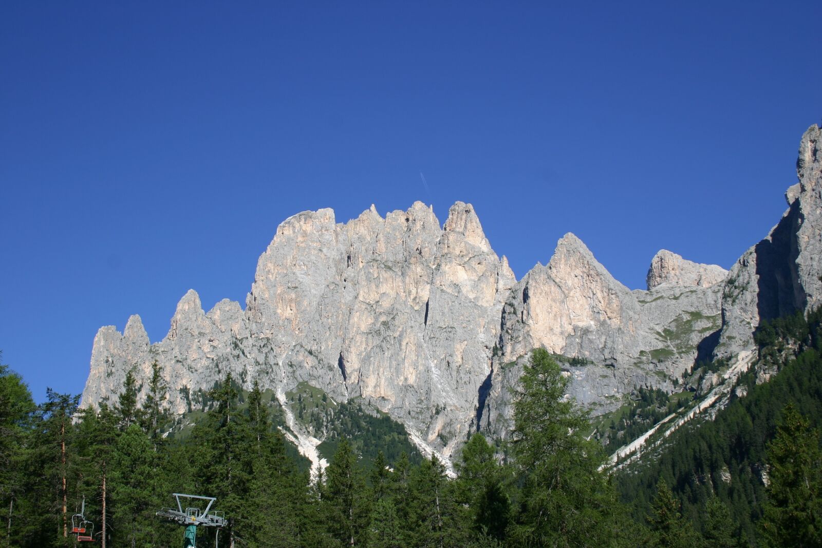 Canon EOS 300D (EOS Digital Rebel / EOS Kiss Digital) sample photo. Dolomites, rocks, nature photography