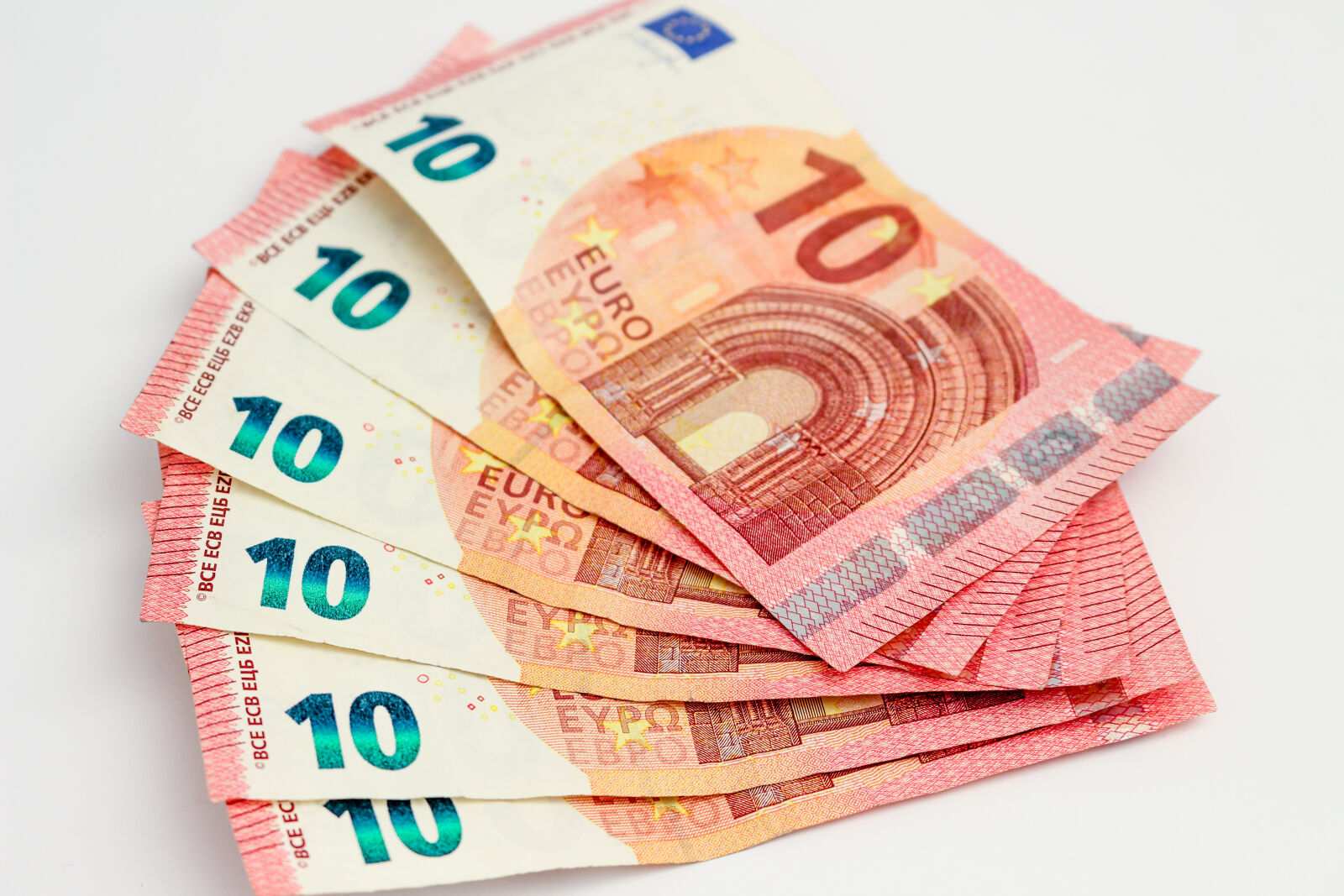 Canon EOS 700D (EOS Rebel T5i / EOS Kiss X7i) sample photo. Money, bills, currency, euros photography