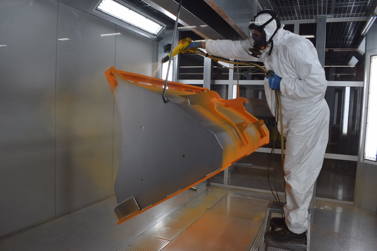 Nikon D3300 sample photo. Powder coating, osh, equipment photography
