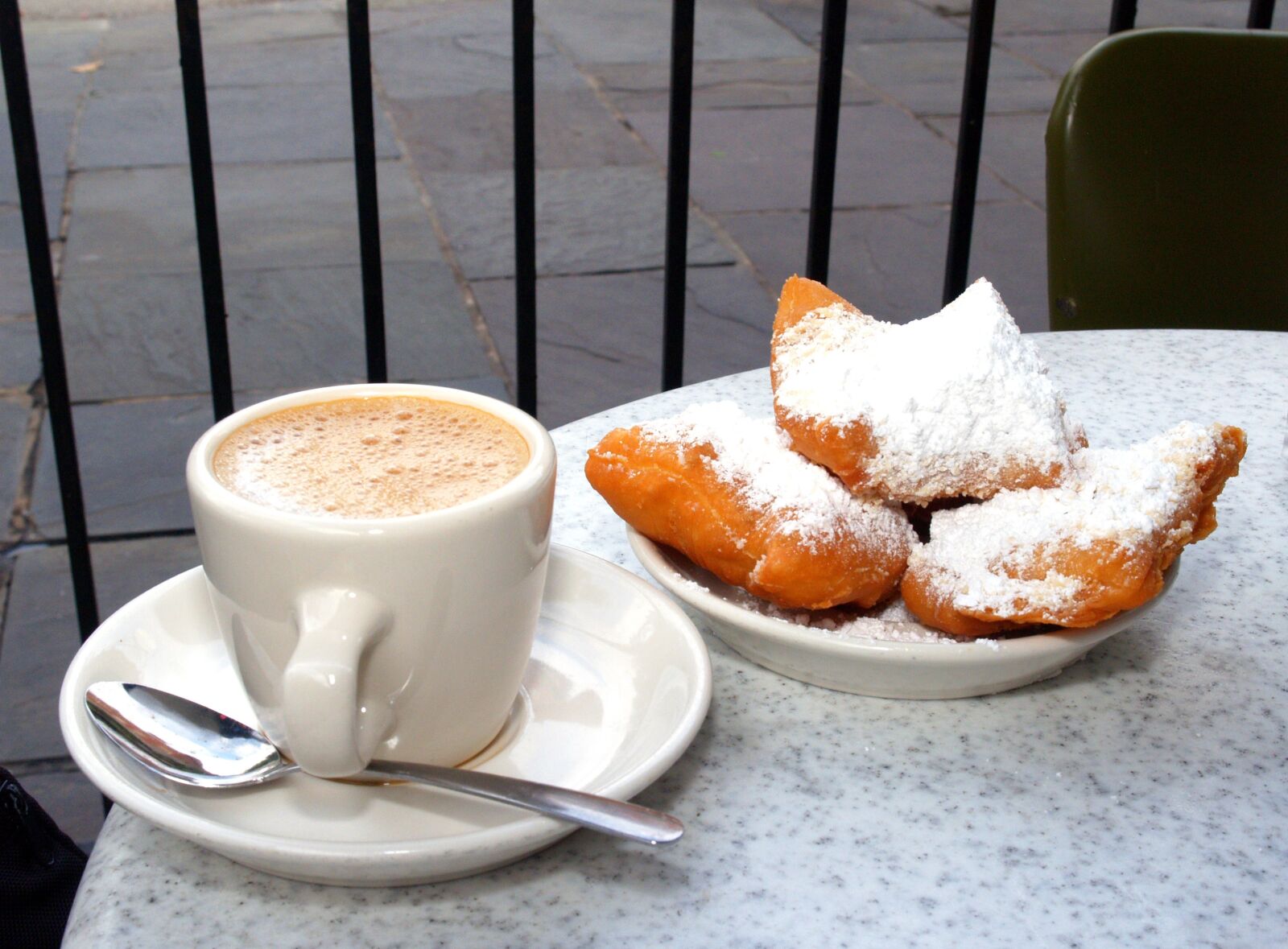 Olympus E-300 (EVOLT E-300) sample photo. Coffee, breakfast, food photography