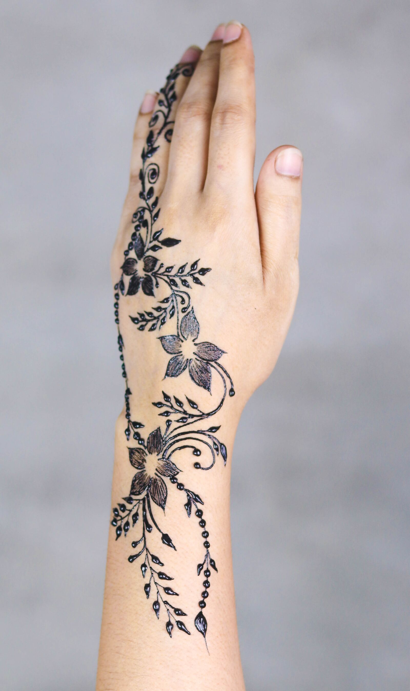 Canon EOS 80D sample photo. Mehndi, henna, tattoo photography