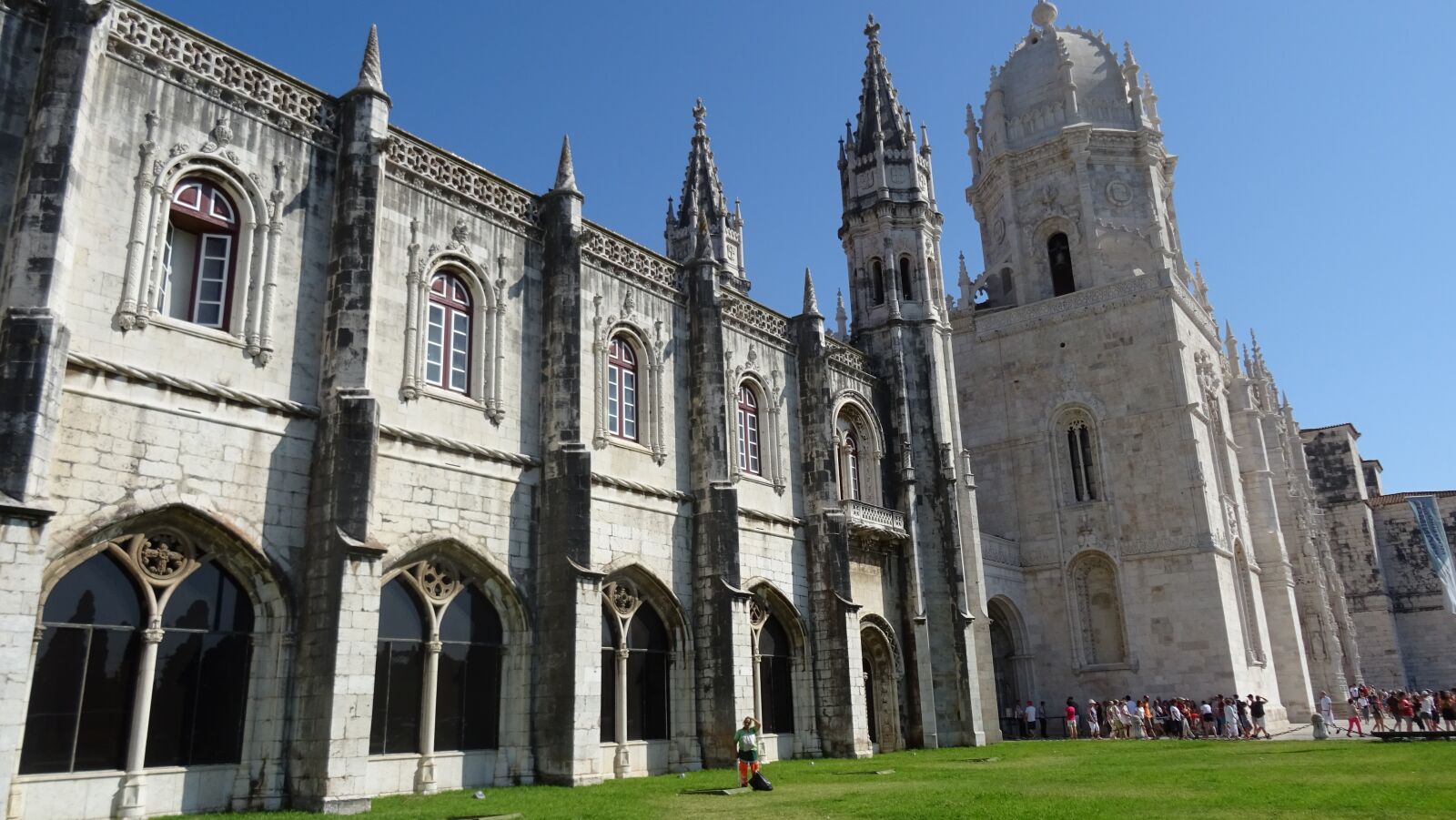 Sony DSC-HX60 sample photo. Monastery, church, architecture photography