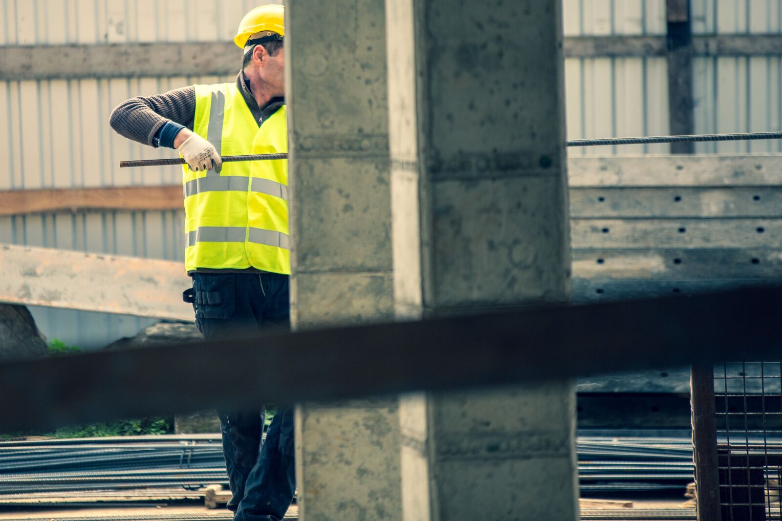 Canon EOS 5D Mark III sample photo. Construction, construction worker, construction photography