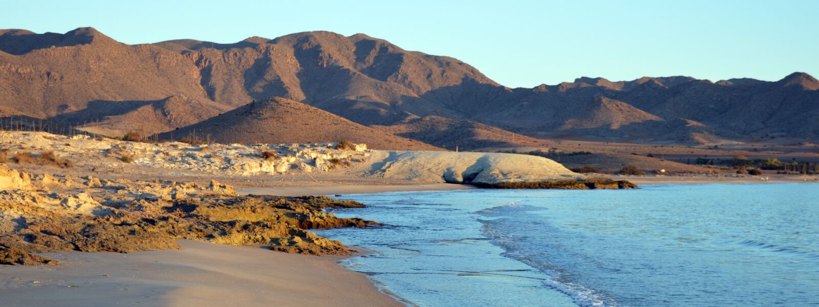 Nikon D3200 sample photo. Genoese beach, beach, sand photography