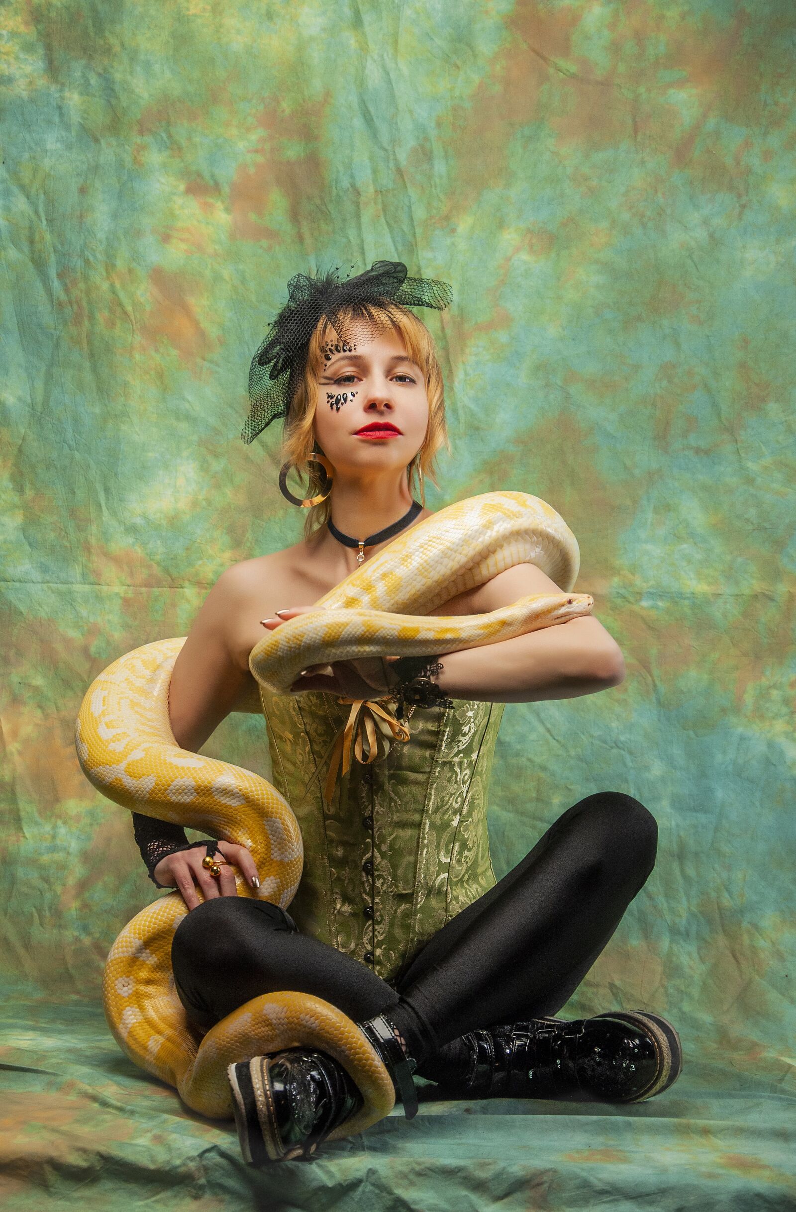 Nikon D90 sample photo. Posture, show, python photography