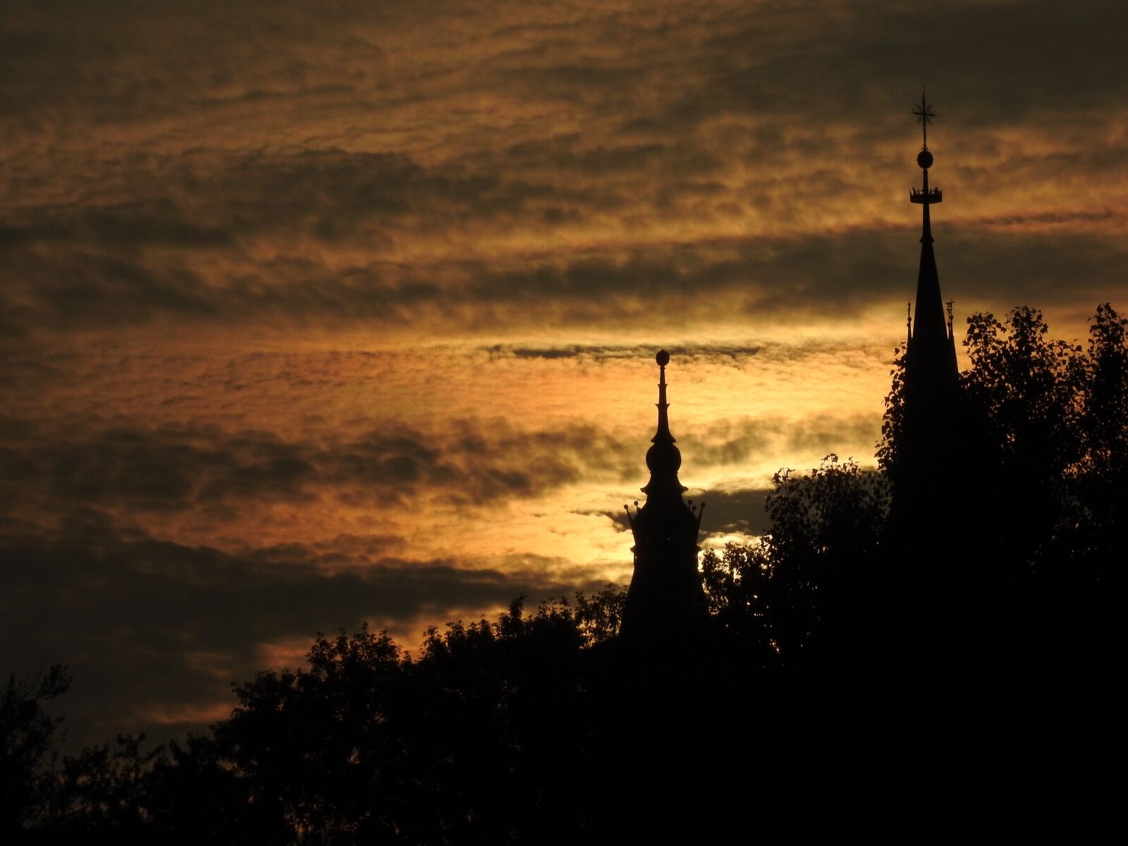 Nikon Coolpix P900 sample photo. Sunset, church, cross photography