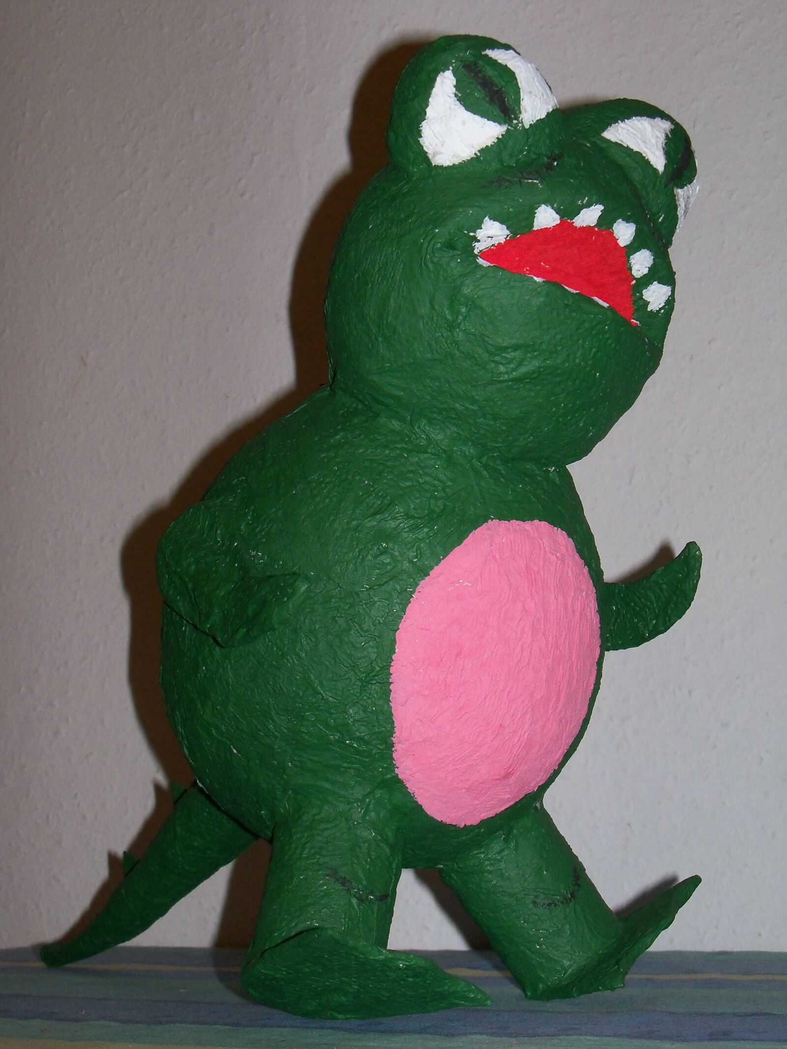 Kodak EasyShare Z915 sample photo. Dino, tinker, green photography