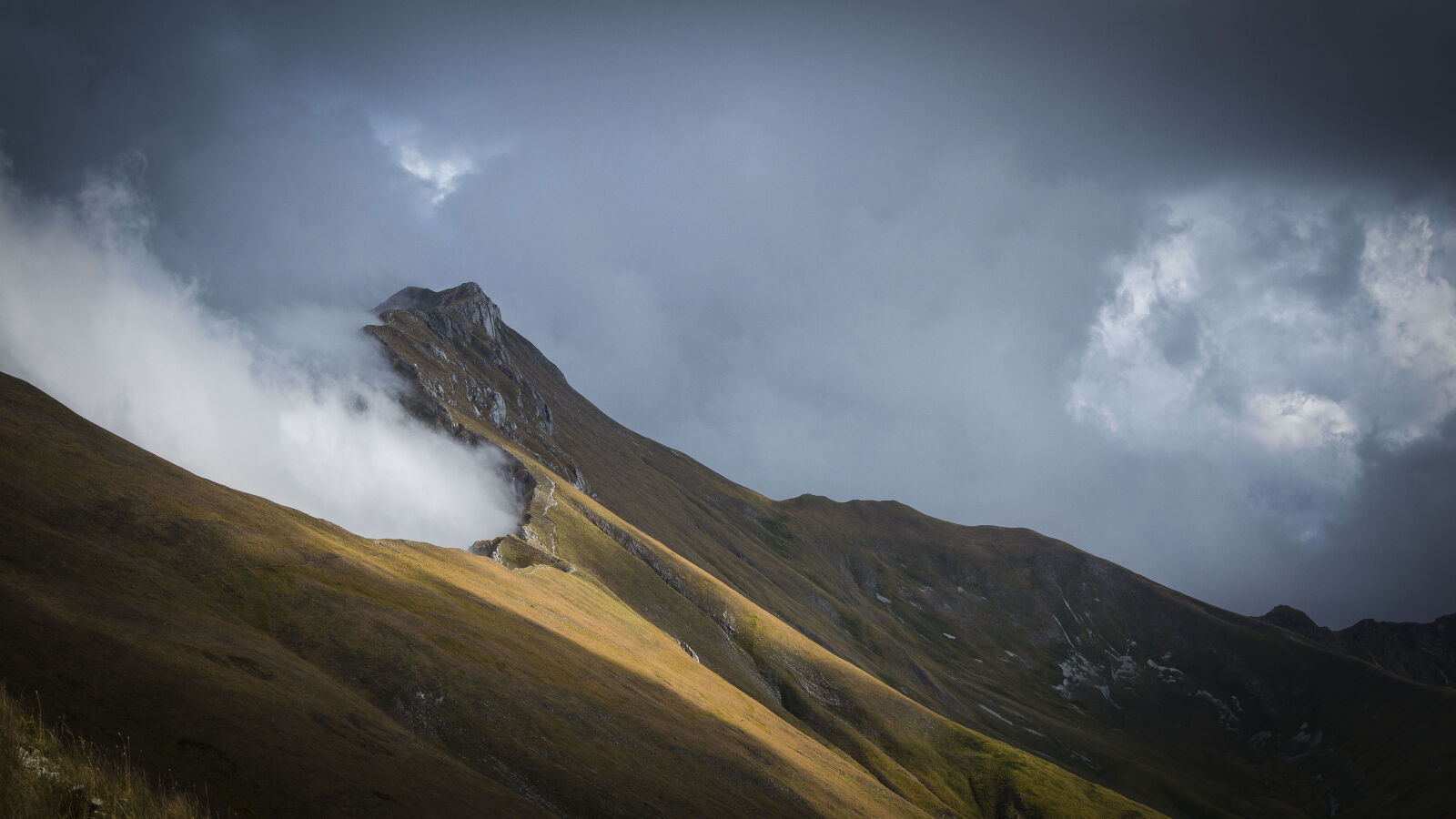 Nikon D3200 sample photo. 4k, cloud, dark, fullhd photography