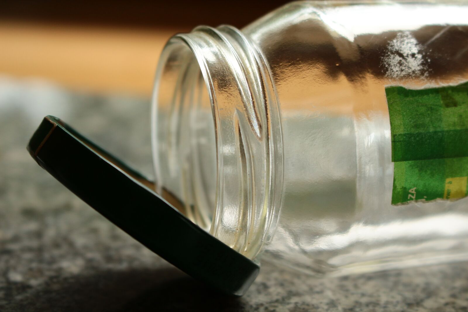 Canon EOS 100D (EOS Rebel SL1 / EOS Kiss X7) sample photo. Glass jar, pot, jar photography