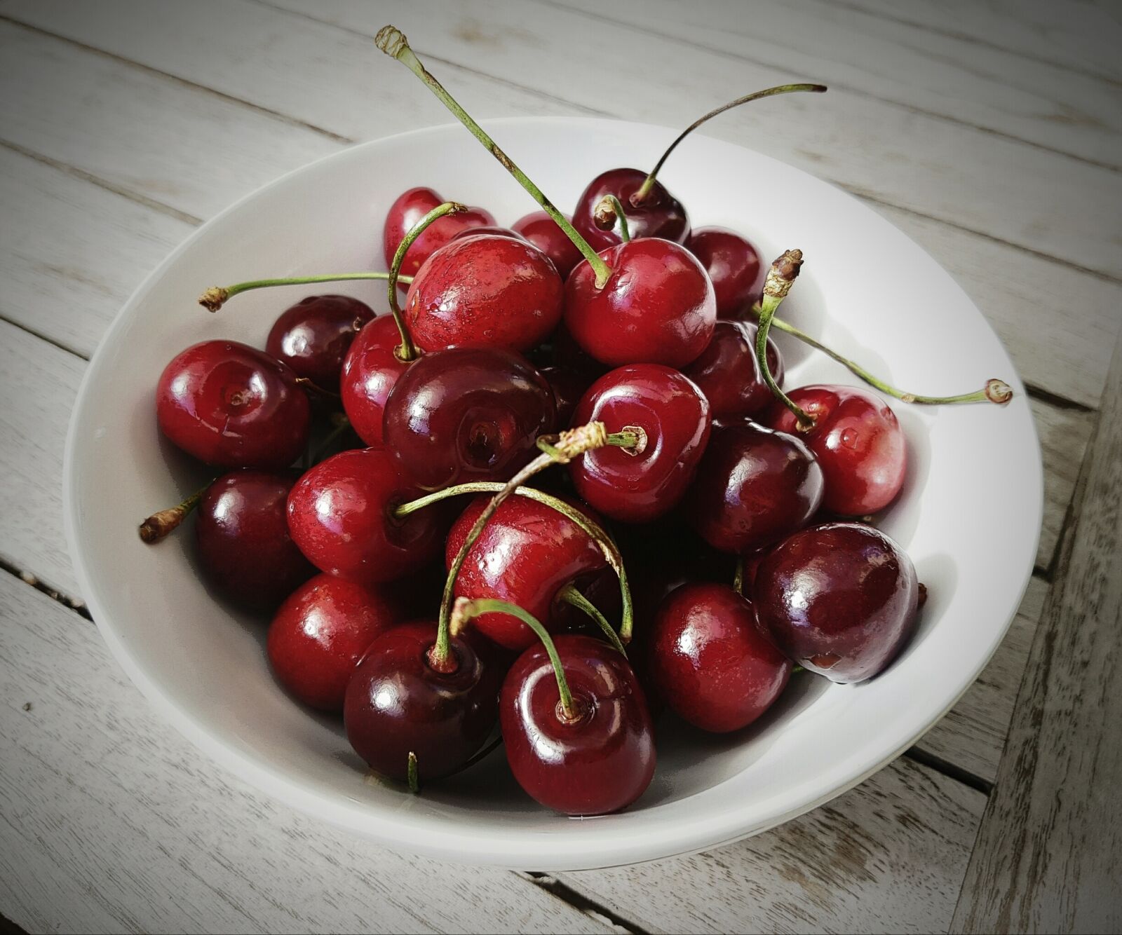 Samsung Galaxy S7 sample photo. Cherries, sweet cherries, fruit photography