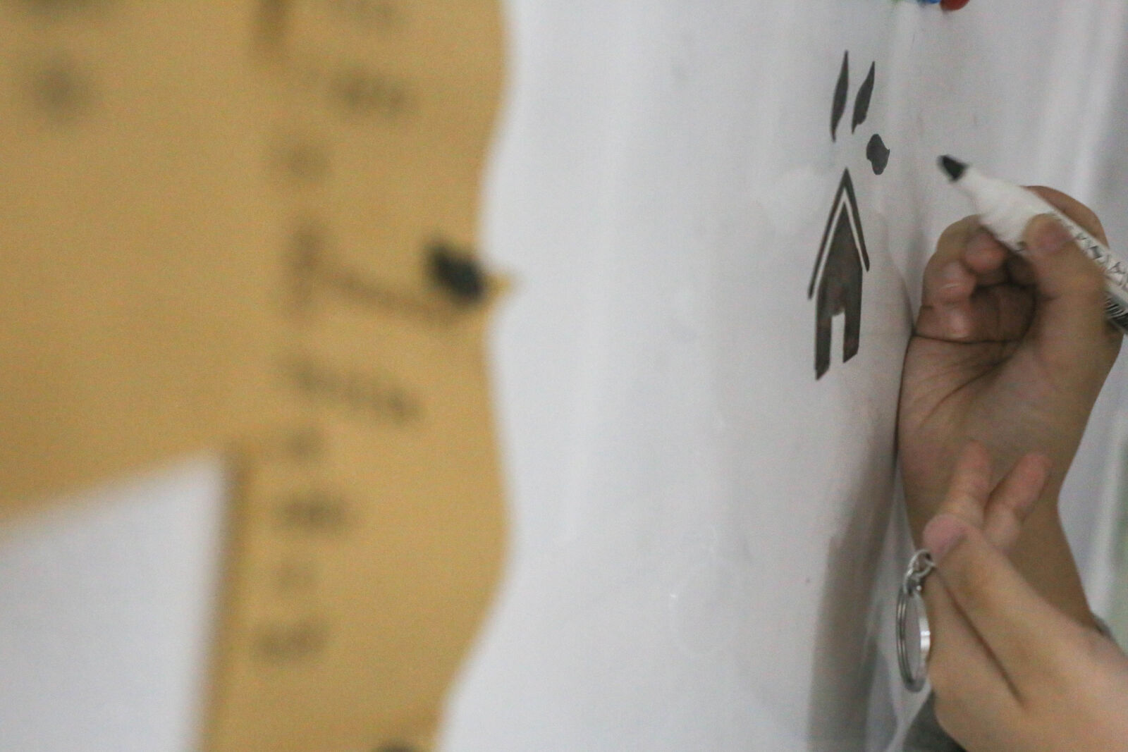 Canon EOS 6D + Canon EF 50mm F1.8 STM sample photo. Drawing, whiteboard photography