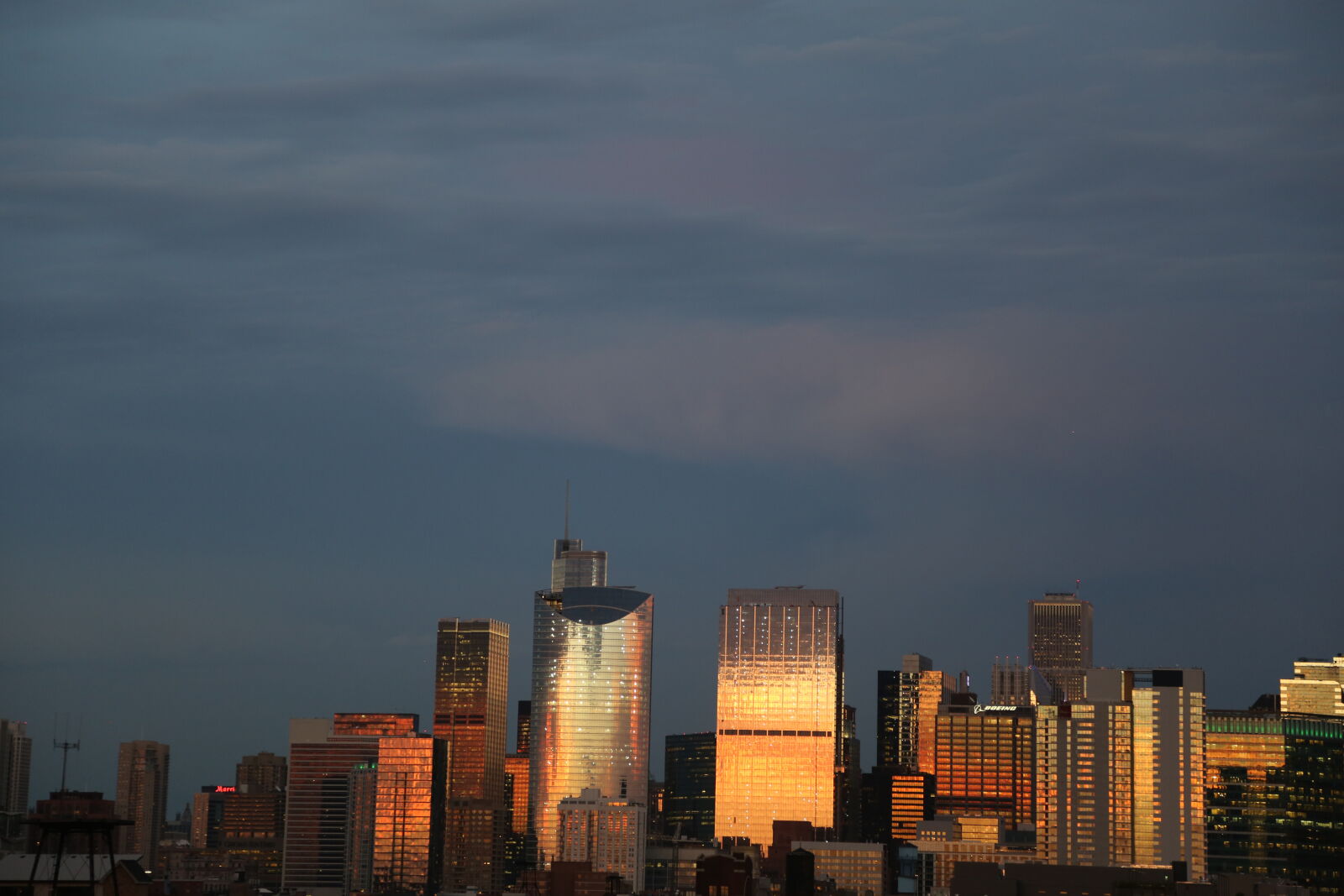 Canon EF 24-105mm F4L IS USM sample photo. Downtown, reflection, sunset photography