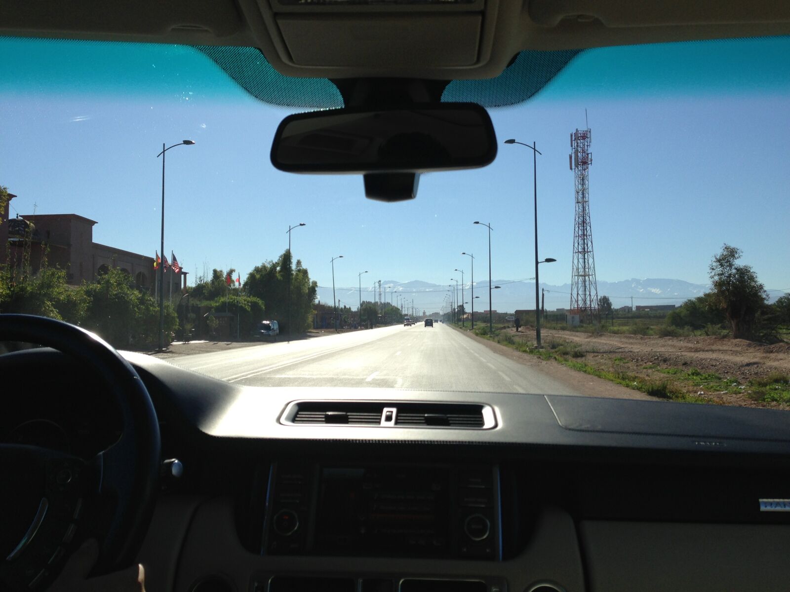 Apple iPhone 5 sample photo. Country, road, marrakech photography