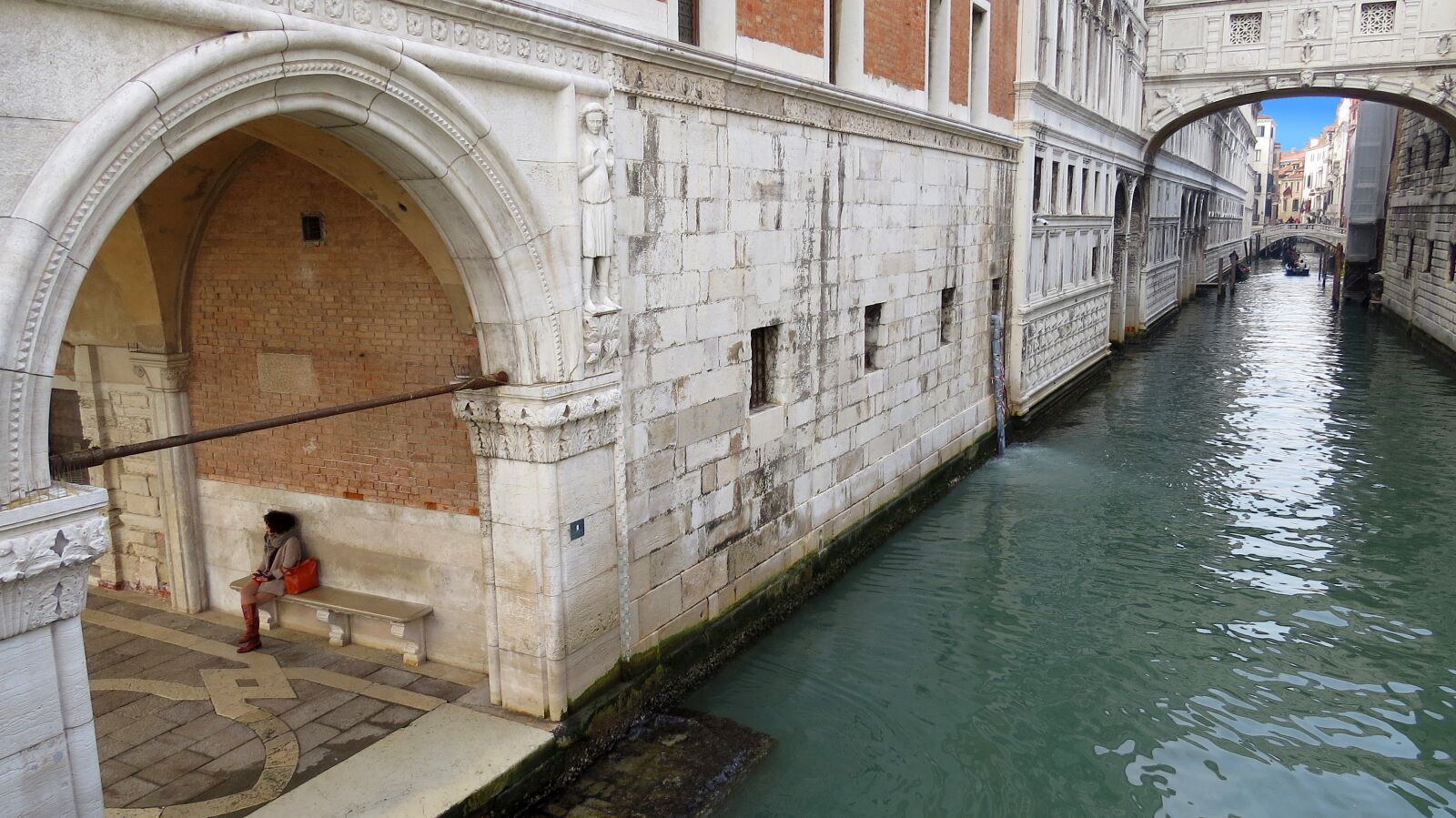 Canon PowerShot SX50 HS sample photo. The bridge of sighs photography