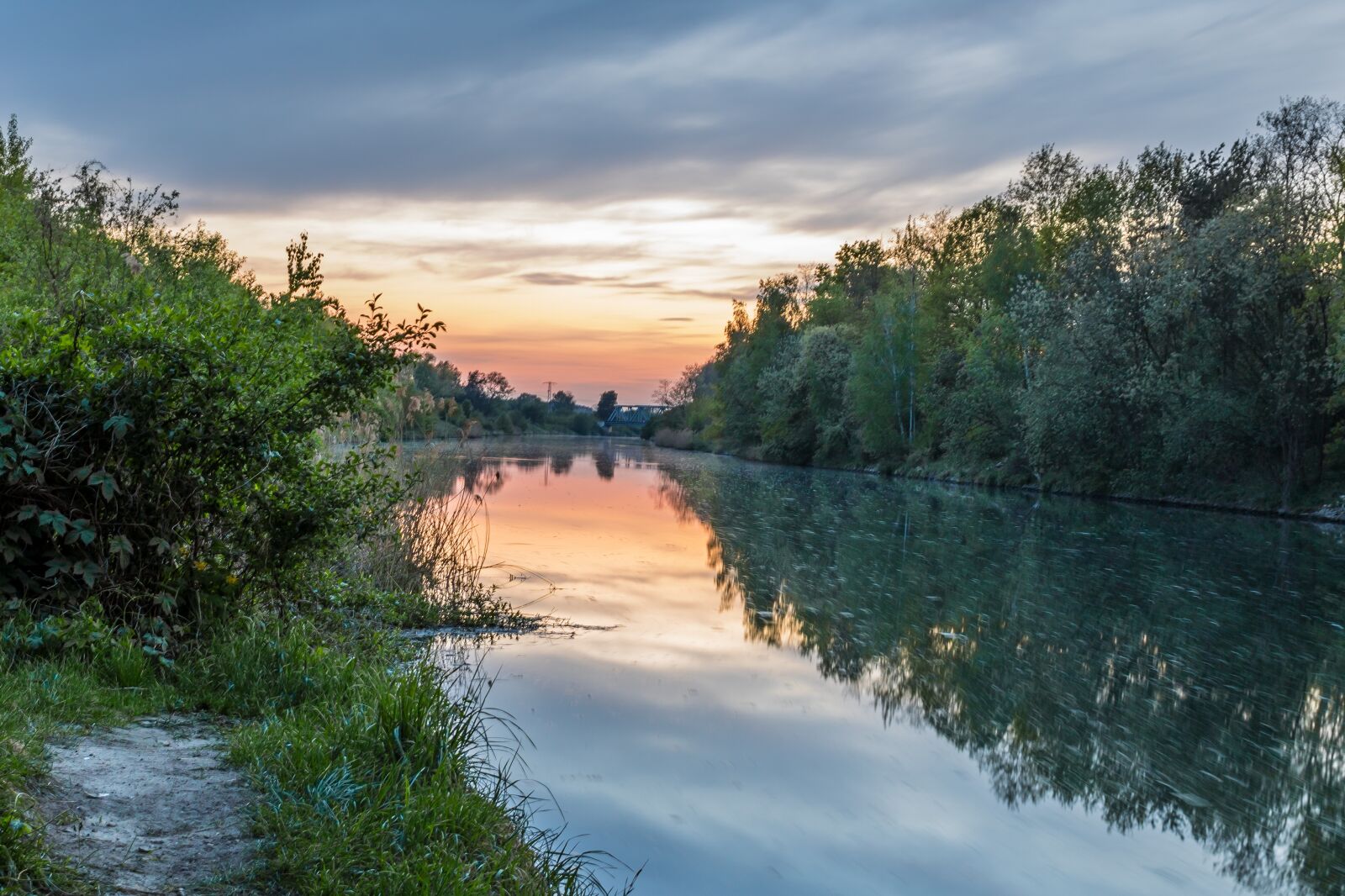 Canon EOS 750D (EOS Rebel T6i / EOS Kiss X8i) sample photo. Nature, river, sunset photography