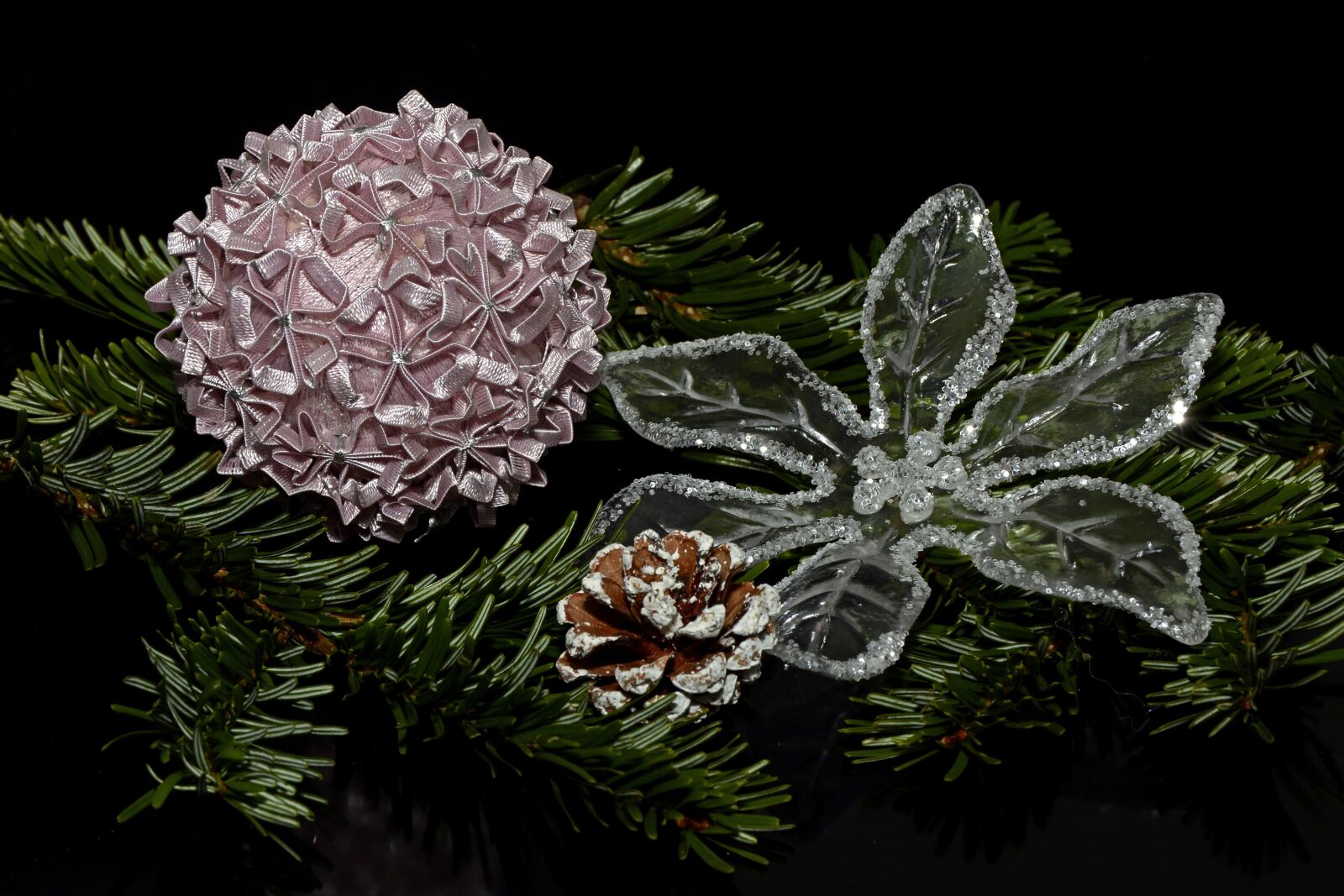 Nikon D7100 sample photo. Christmas balls, balls, christmas photography