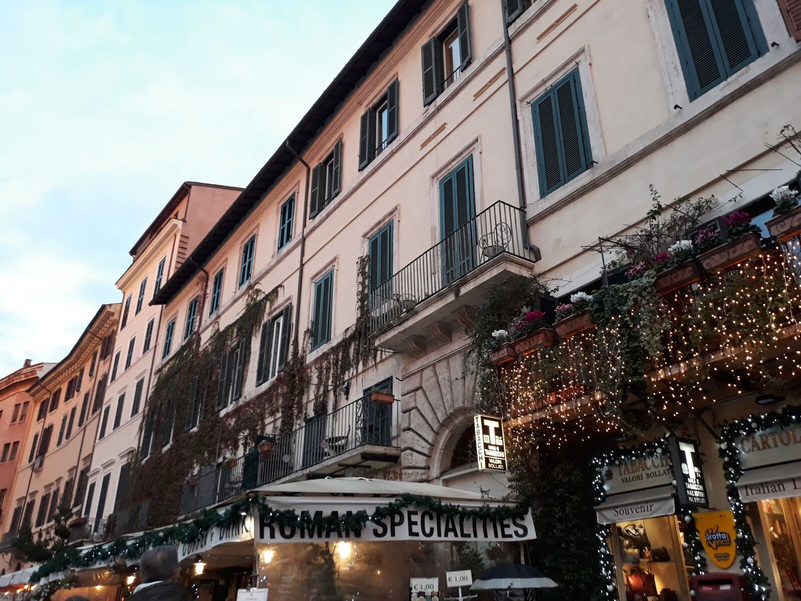 Samsung Galaxy J5 sample photo. Roman, italian street, rome photography