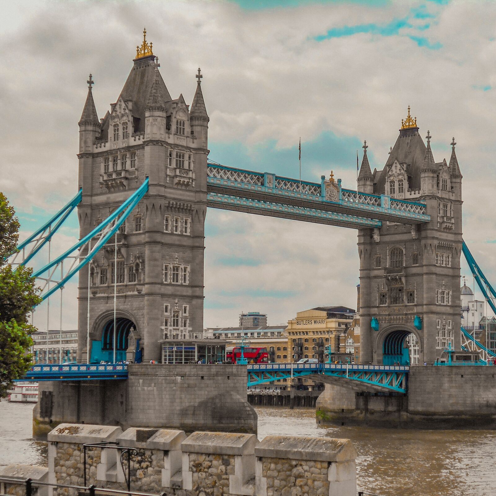 Nikon Coolpix S2900 sample photo. London, london bridge, england photography
