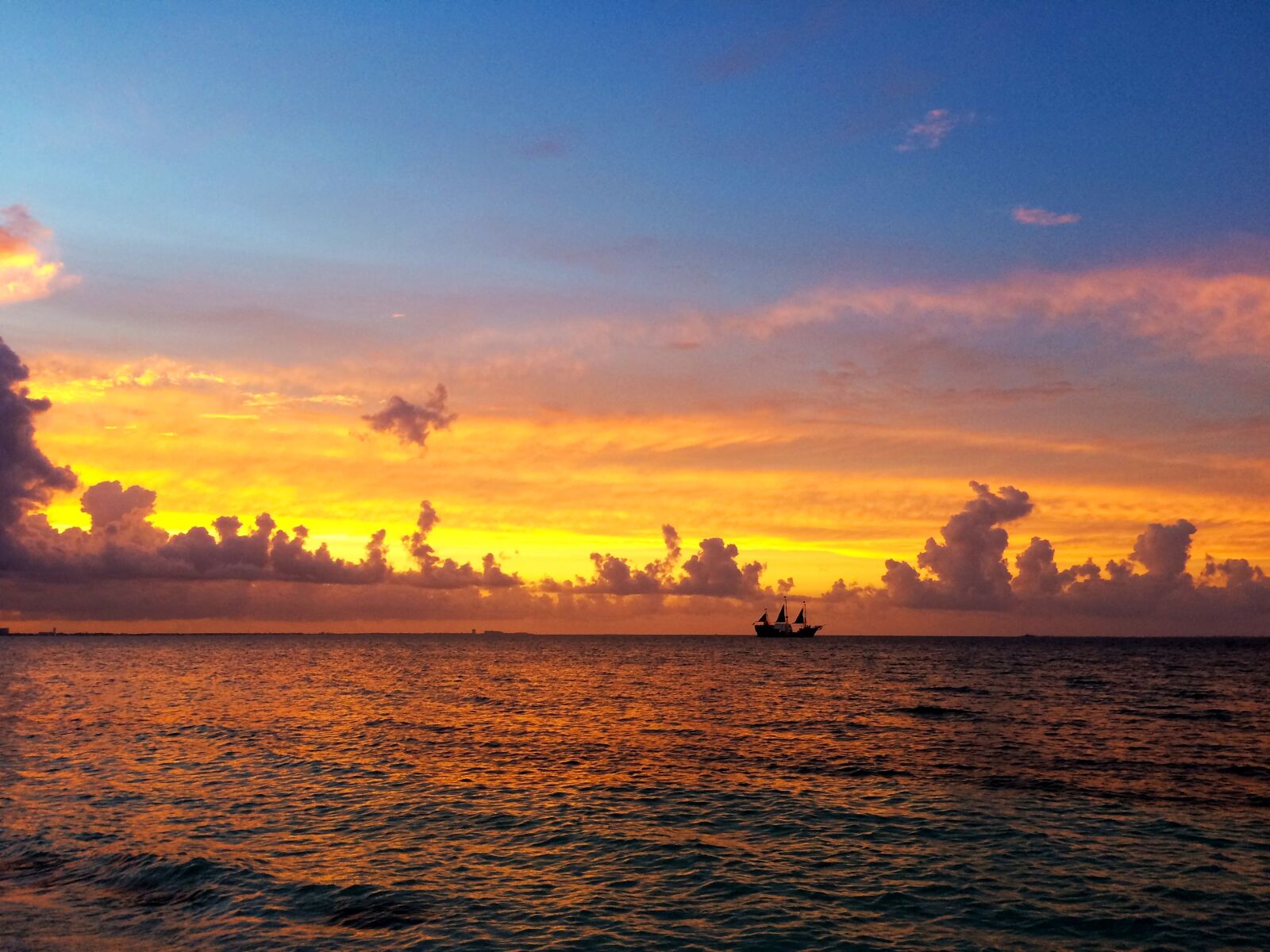 iPhone 5s back camera 4.15mm f/2.2 sample photo. Cancun, quintana roo, caribbean photography